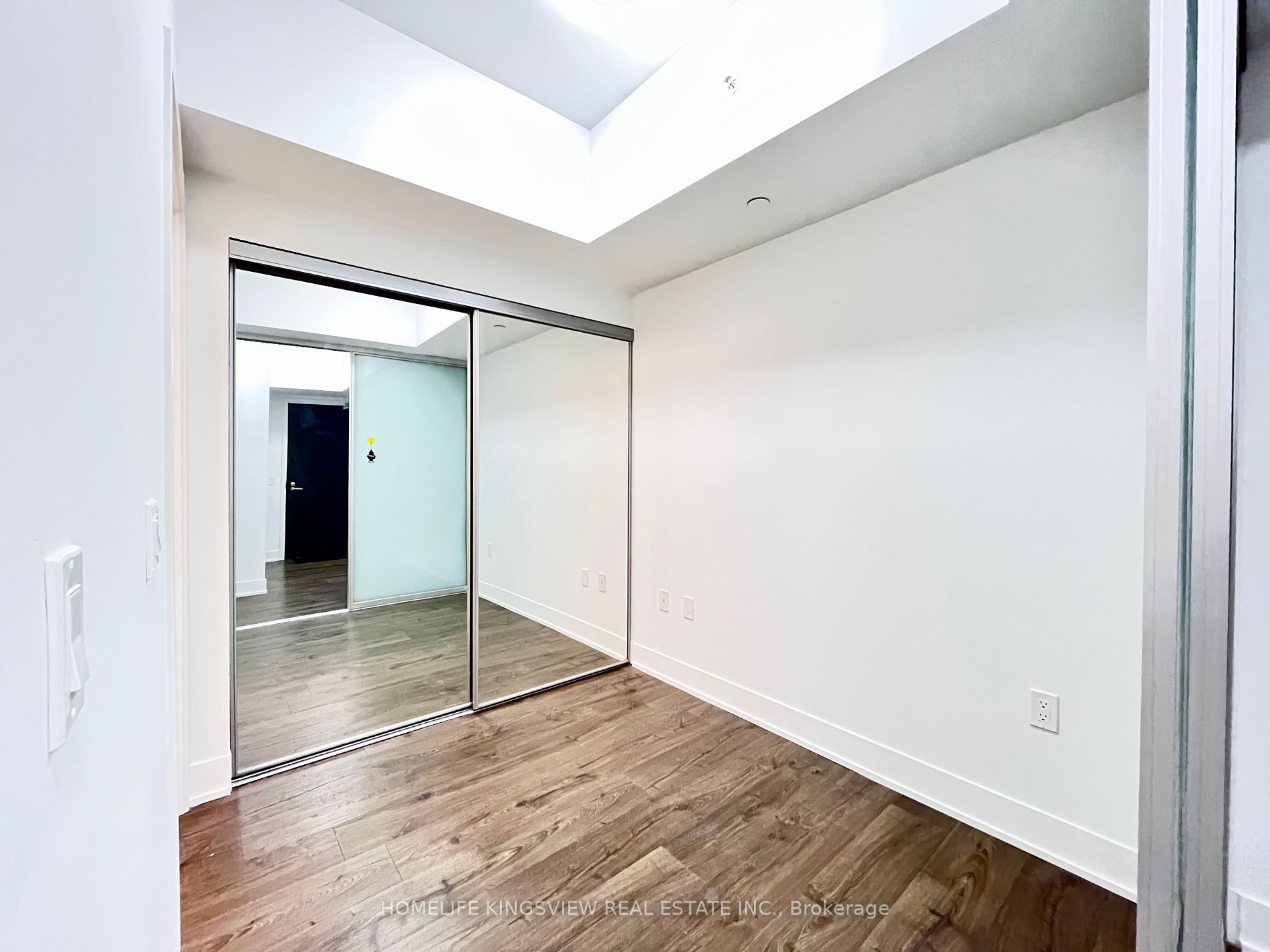 2908 Highway 7 Road #1805