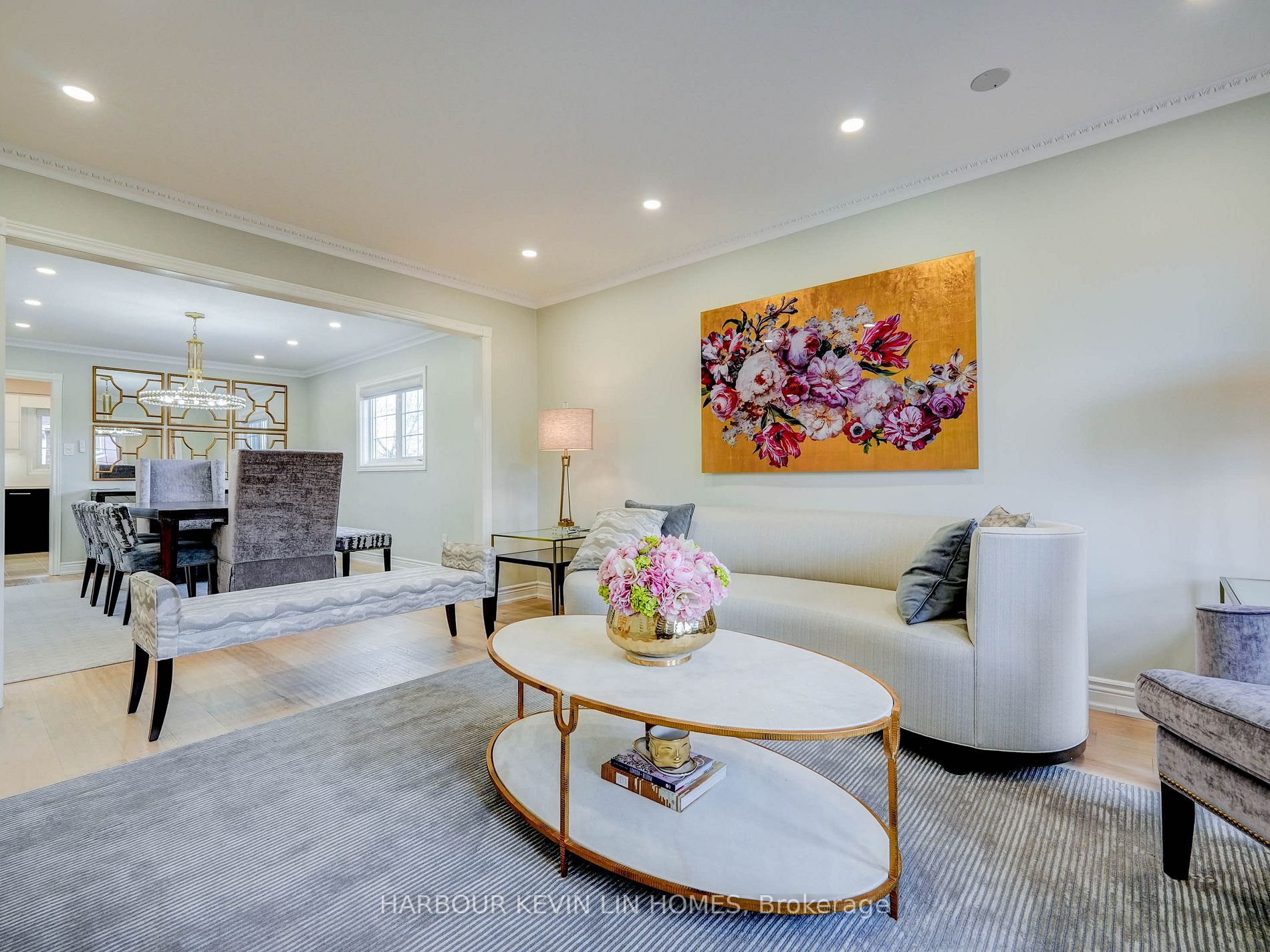 1 Strathearn Ave