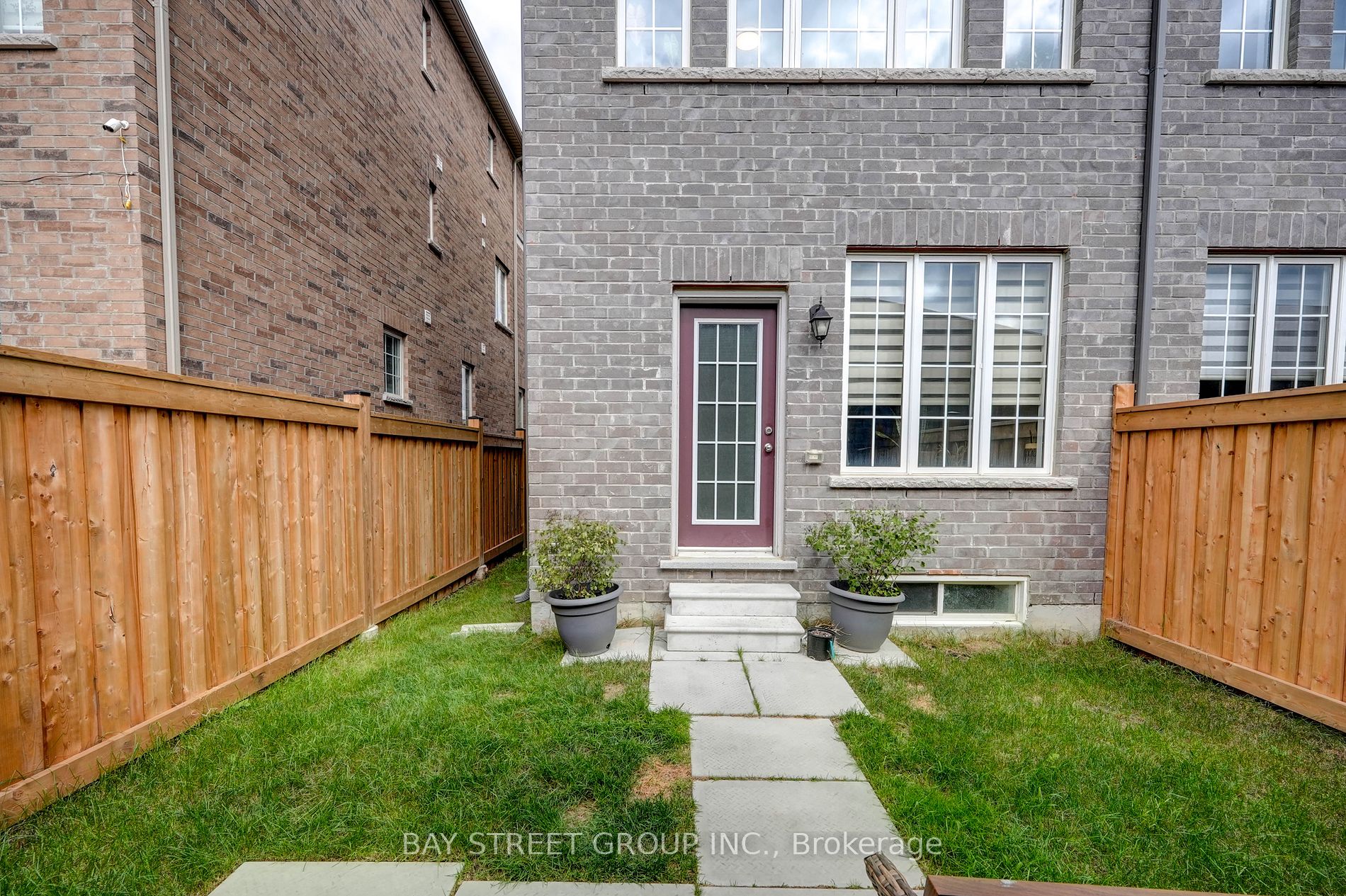 52 Harvest Field Road