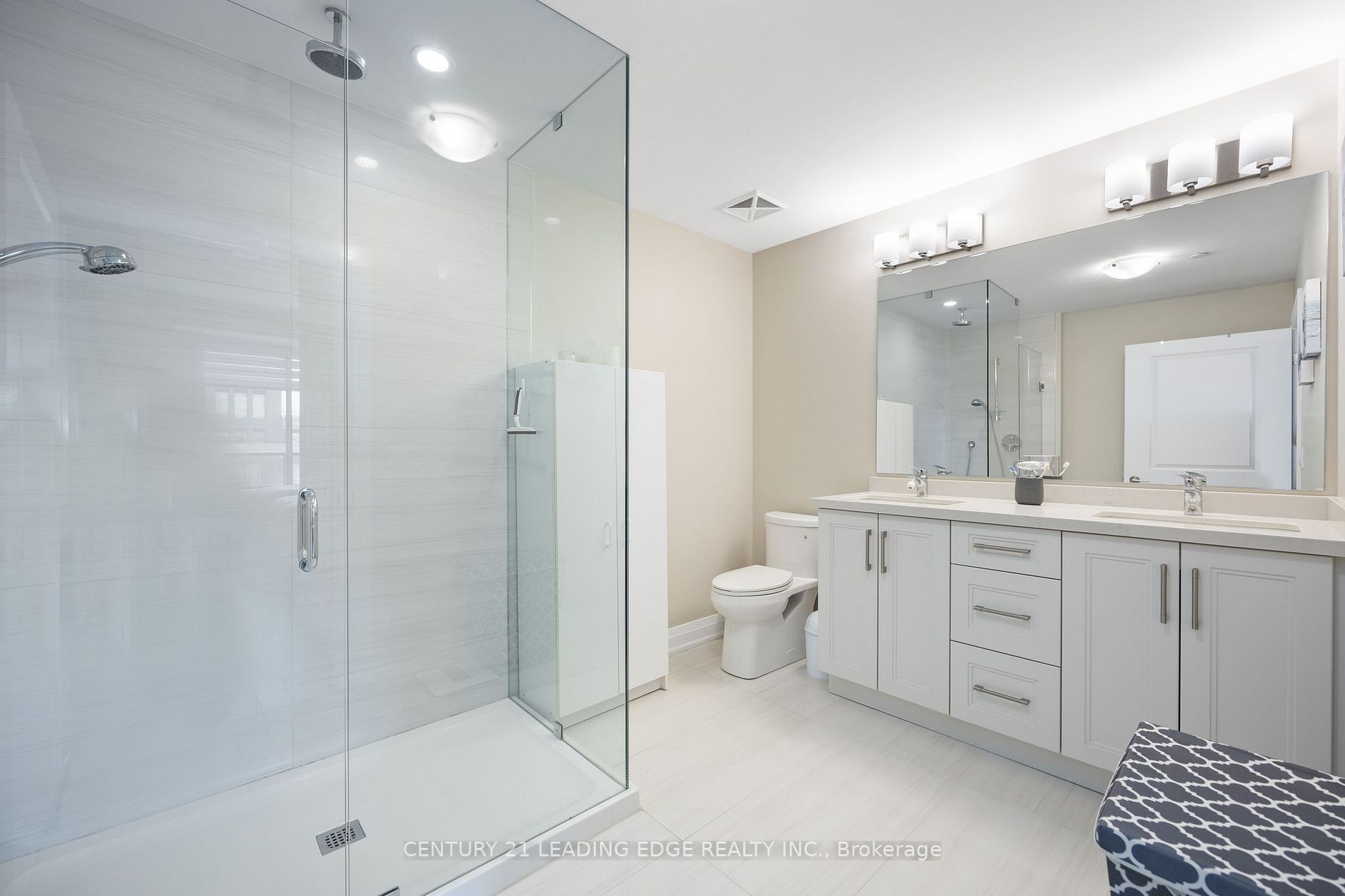 25 Baker Hill Boulevard #610