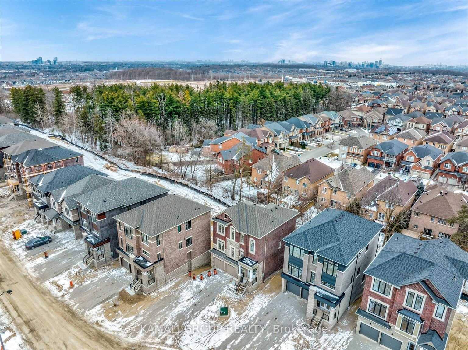 51 Ahchie Crt