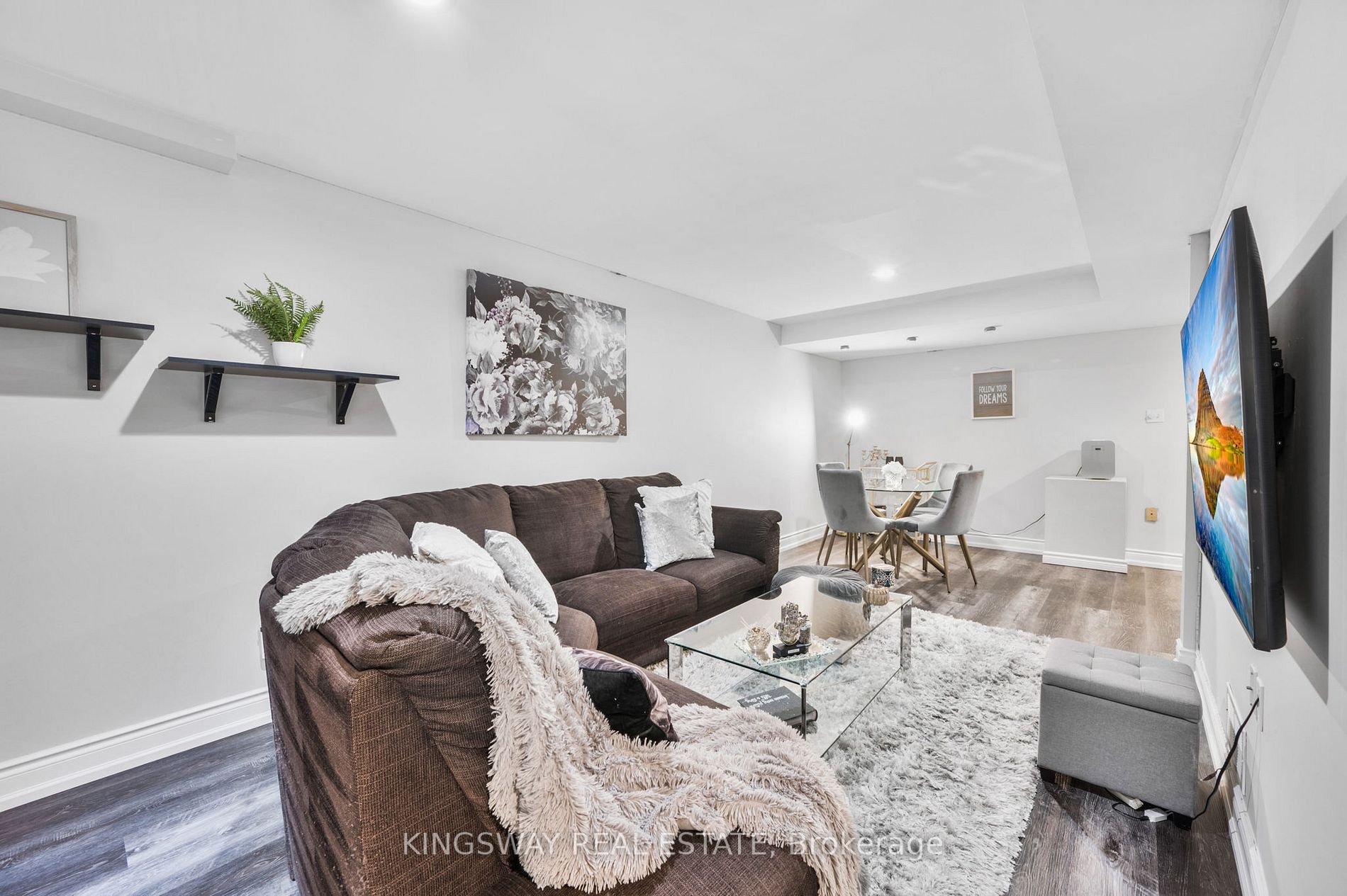 22 Baycroft Lane