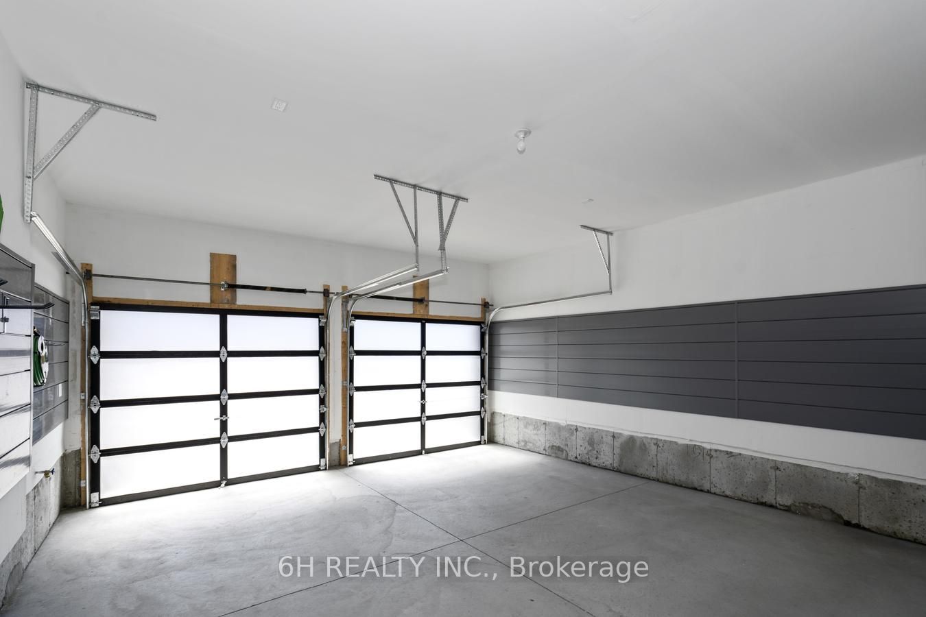 32 Mckean Drive