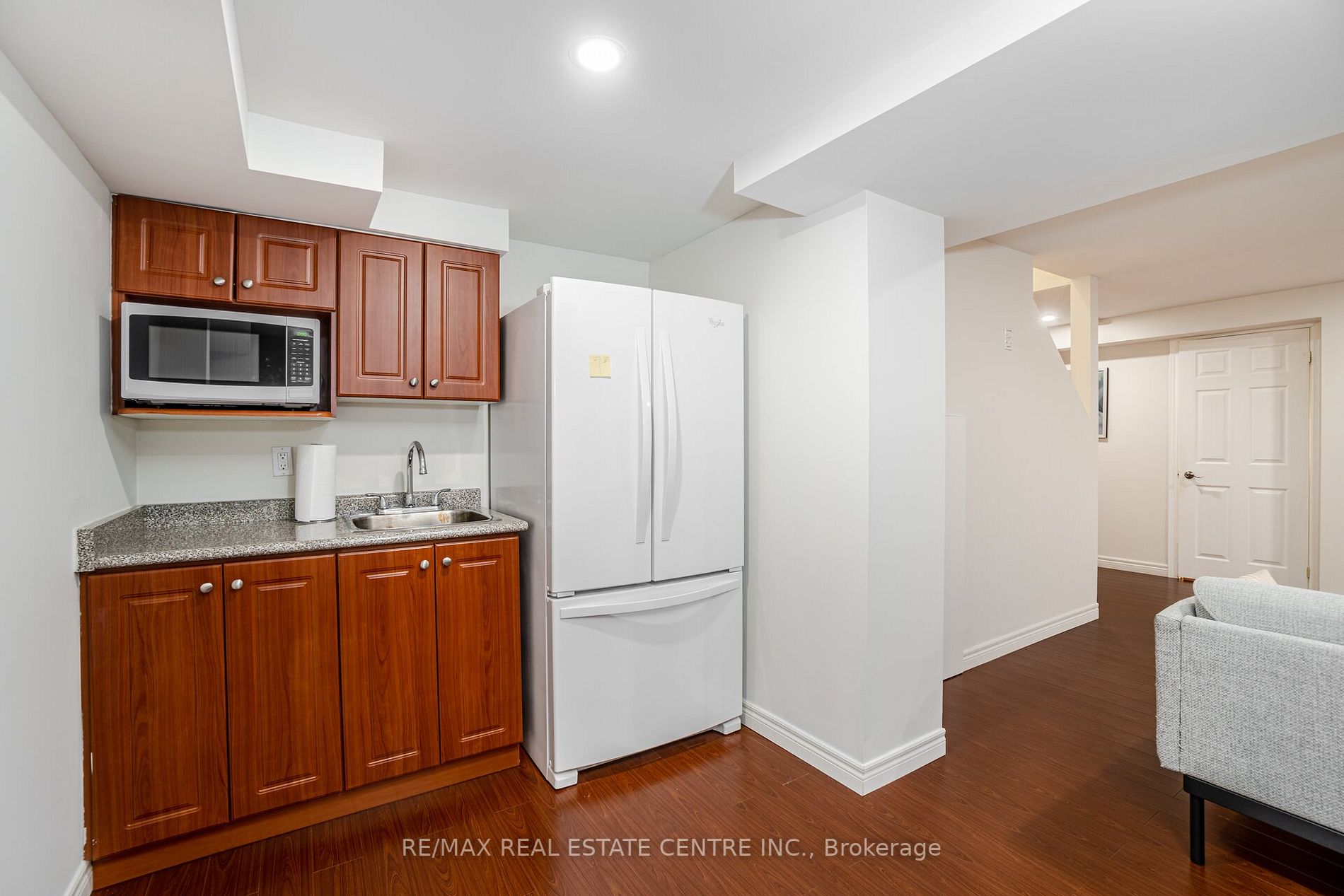 4 Hawkweed Manor