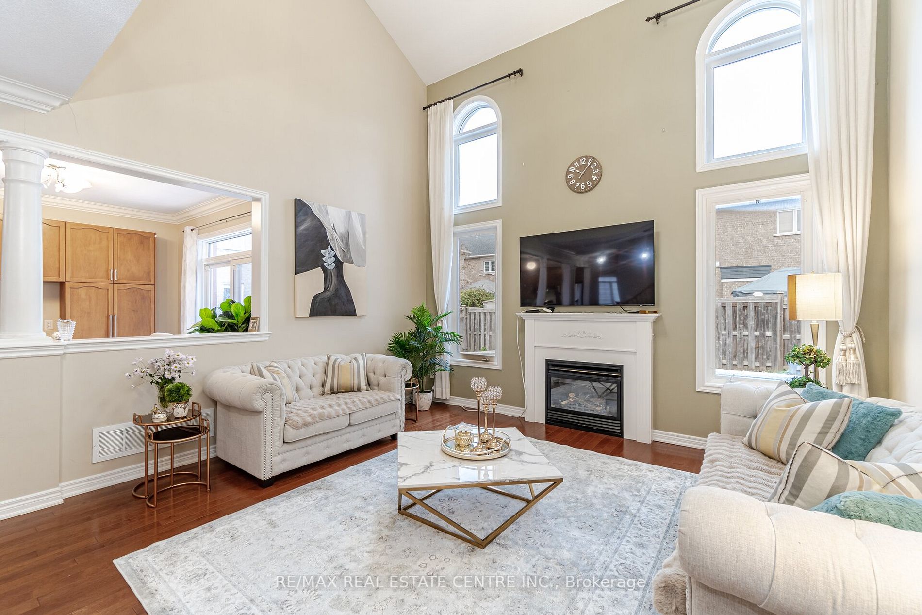 4 Hawkweed Manor