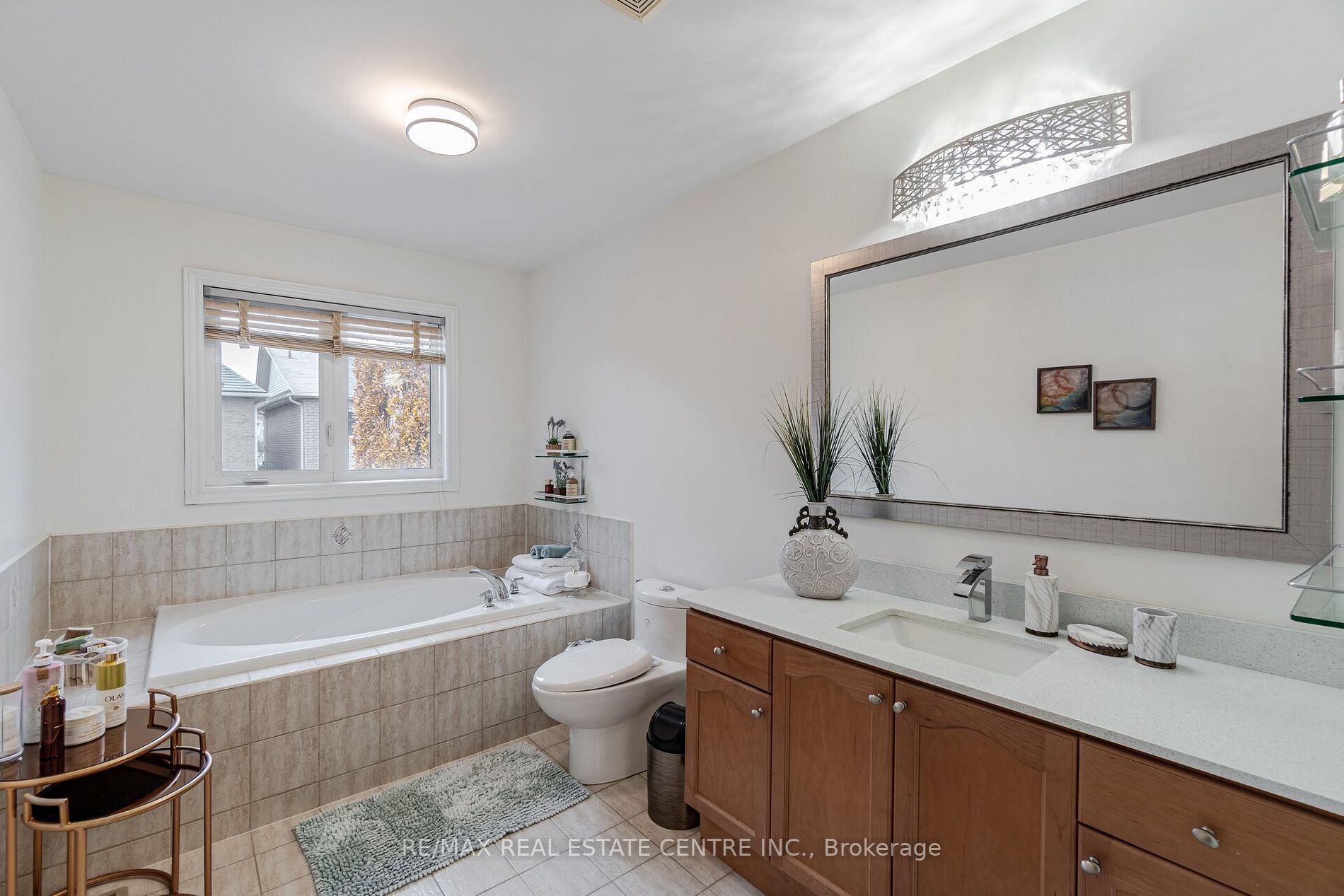 4 Hawkweed Manor