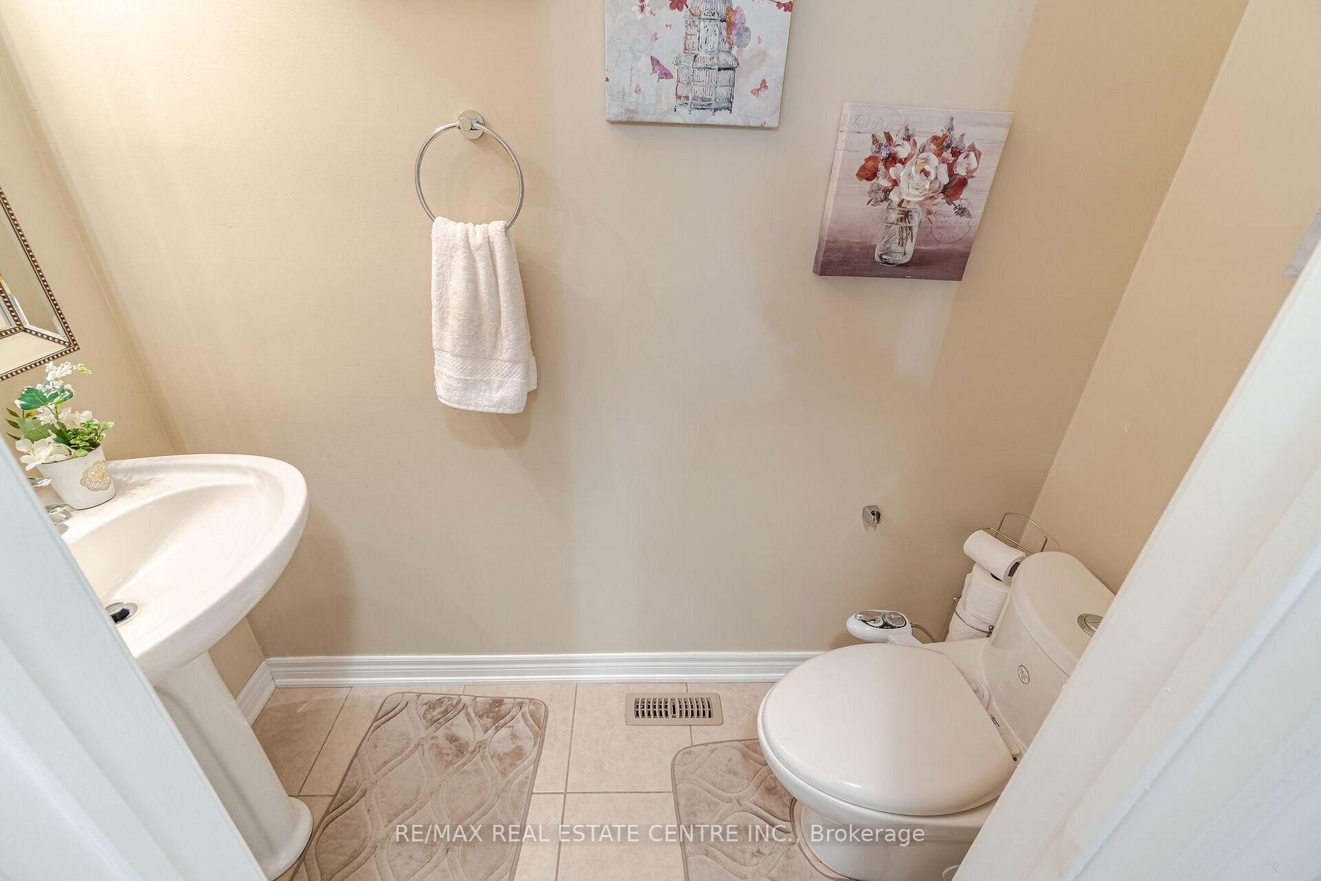 4 Hawkweed Manor