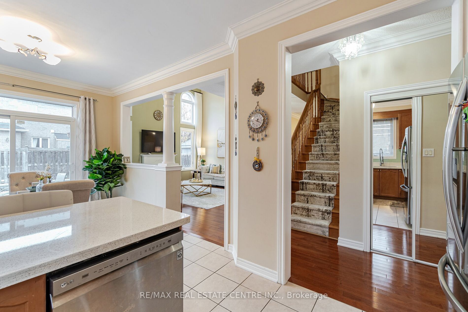 4 Hawkweed Manor