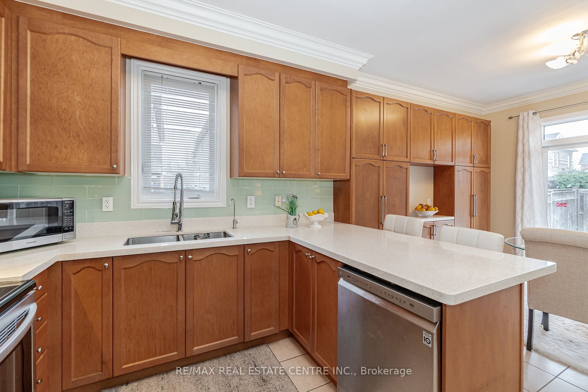 4 Hawkweed Manor