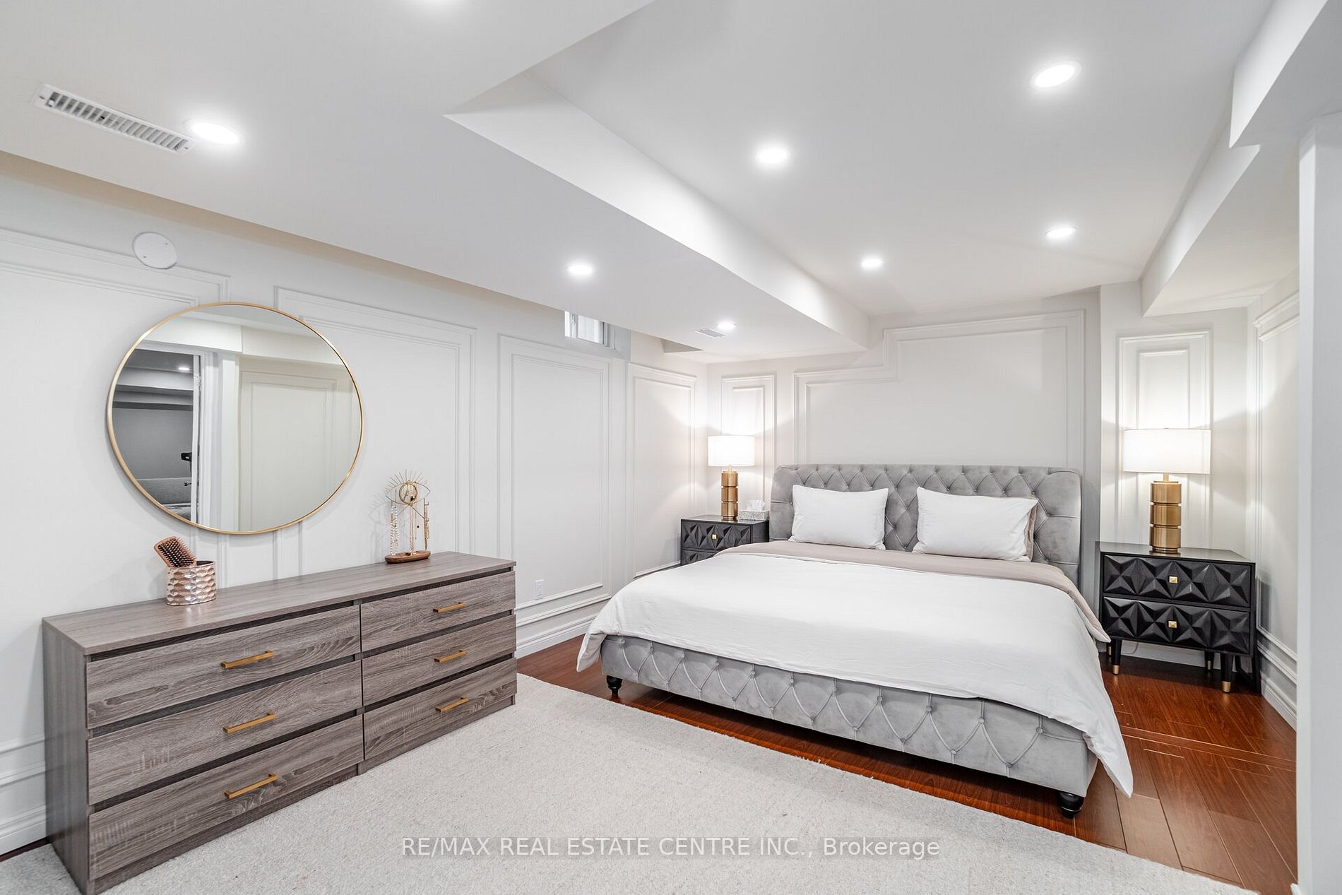 4 Hawkweed Manor