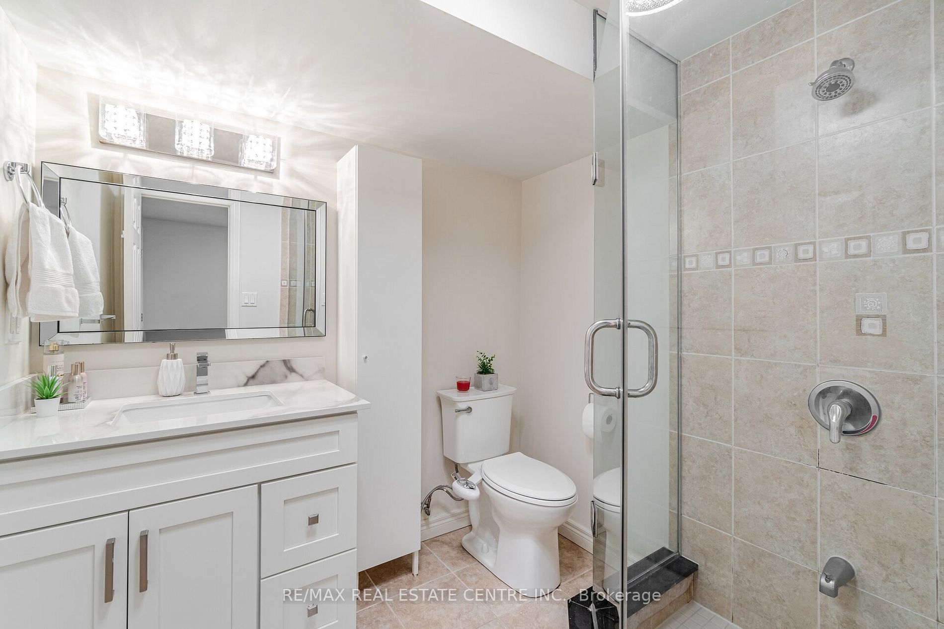 4 Hawkweed Manor
