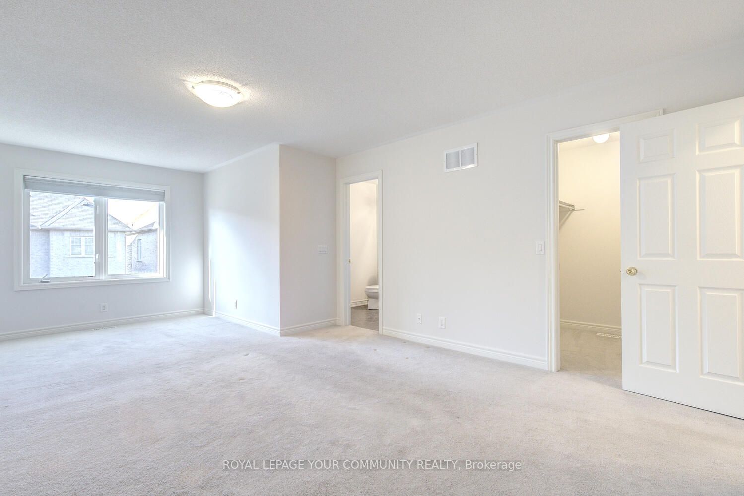 24 Elihof Dr