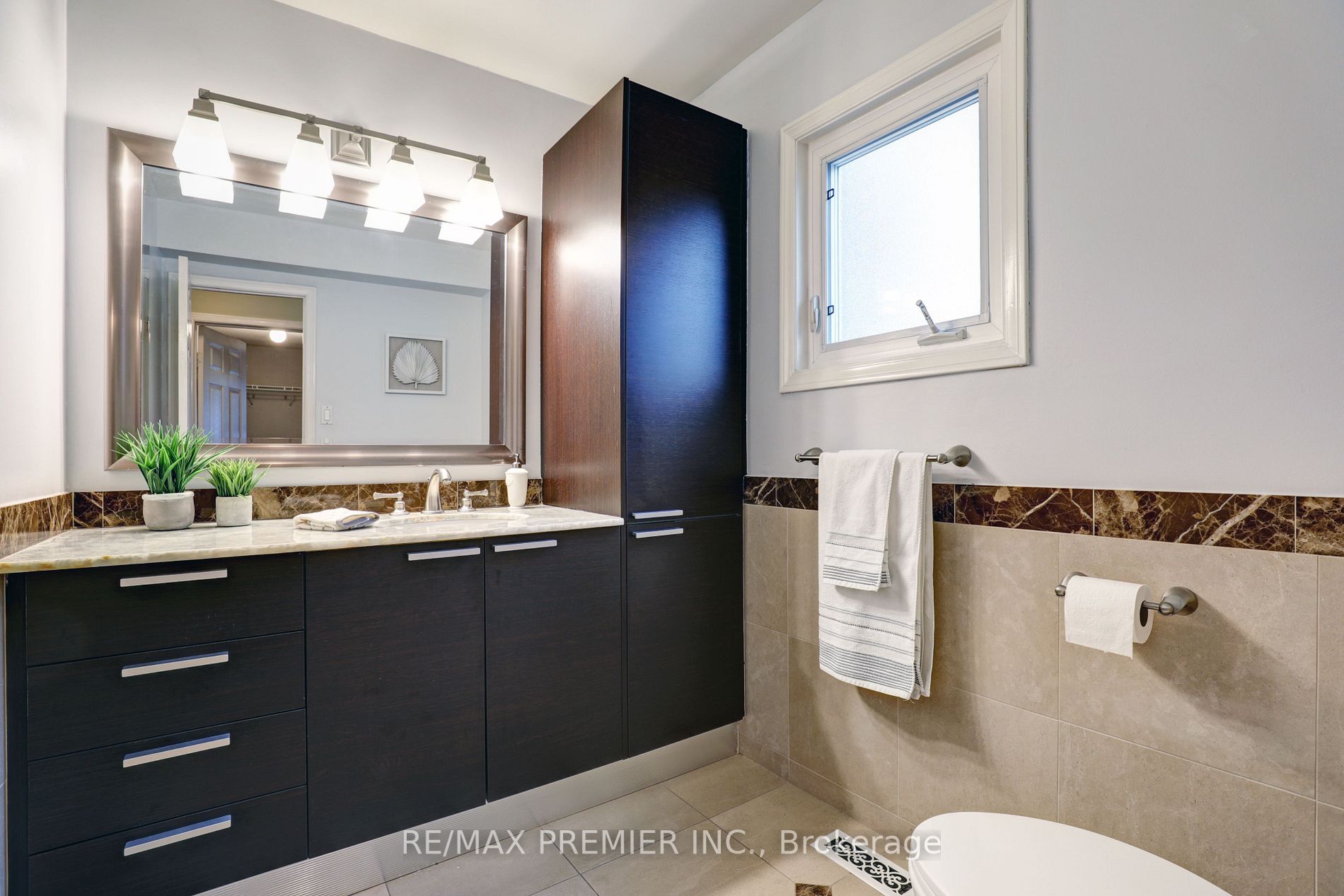 36 Marevan Pl