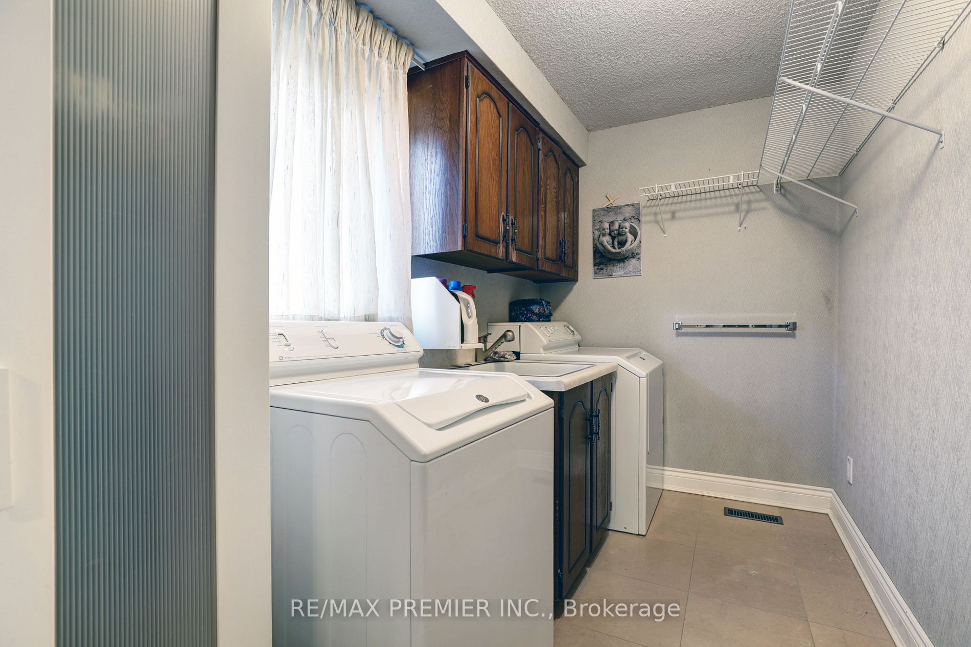 36 Marevan Pl