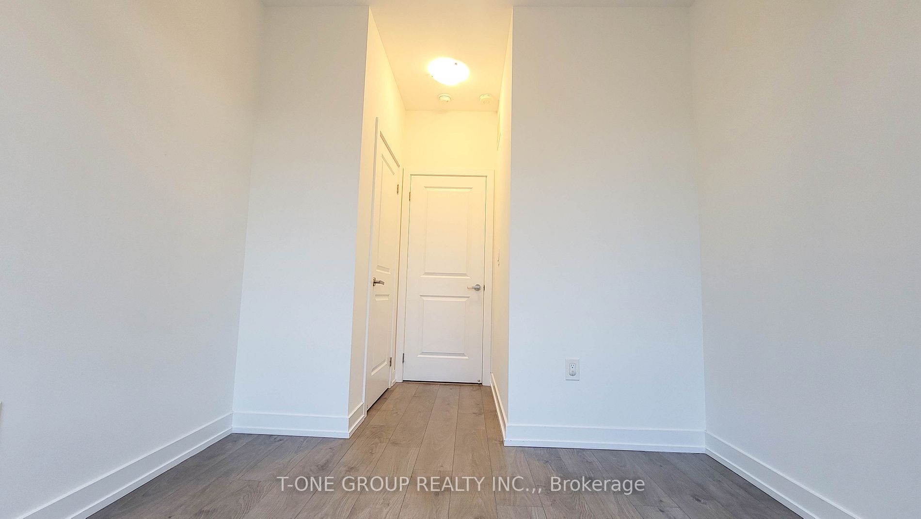 177 Salterton Circ