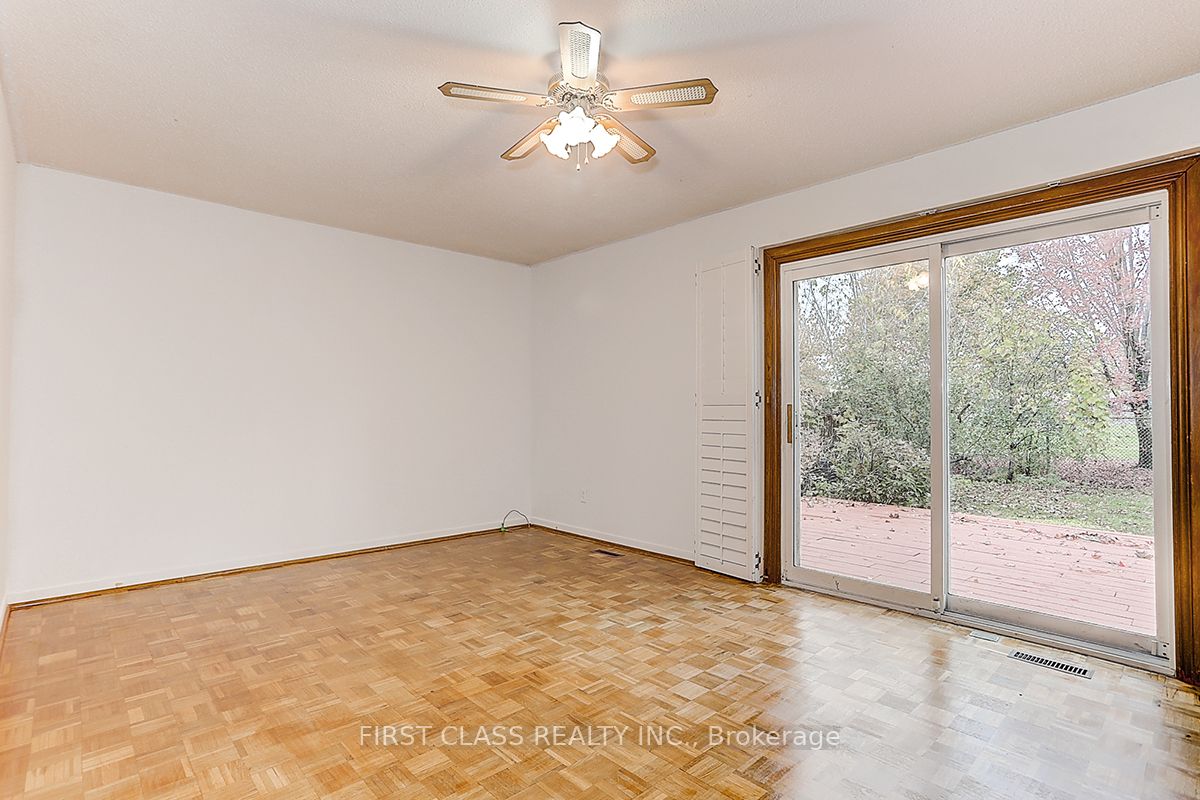 28 Merrylynn Drive