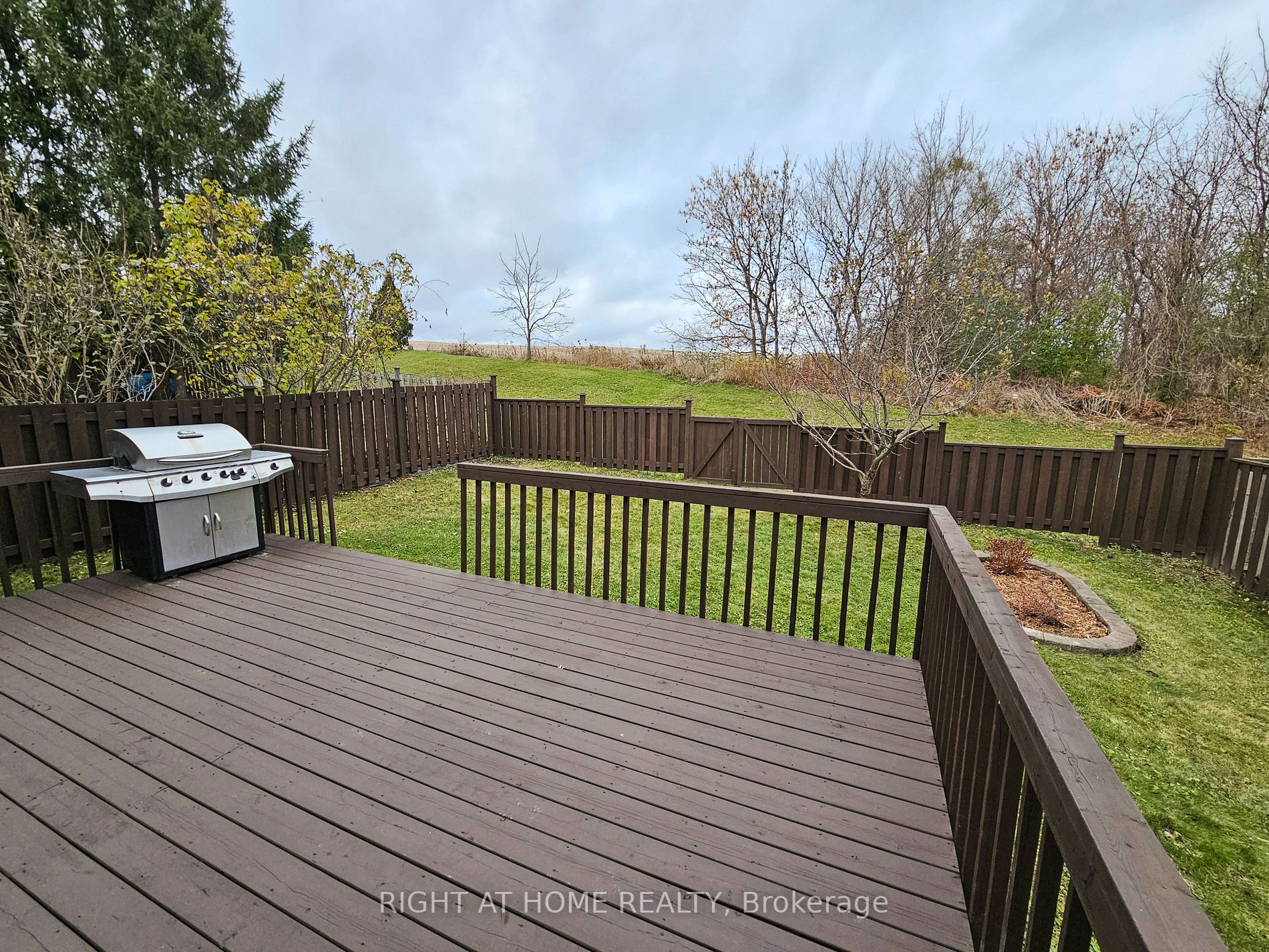 229 Billings Cres