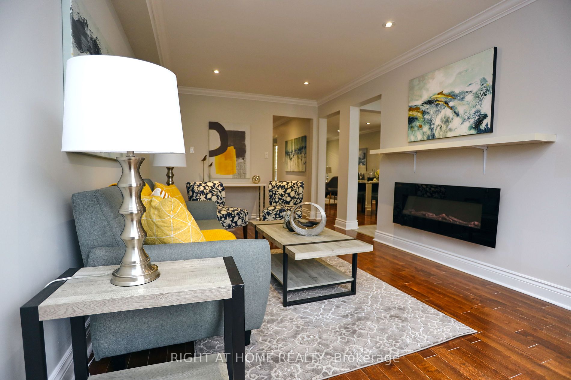 229 Billings Cres