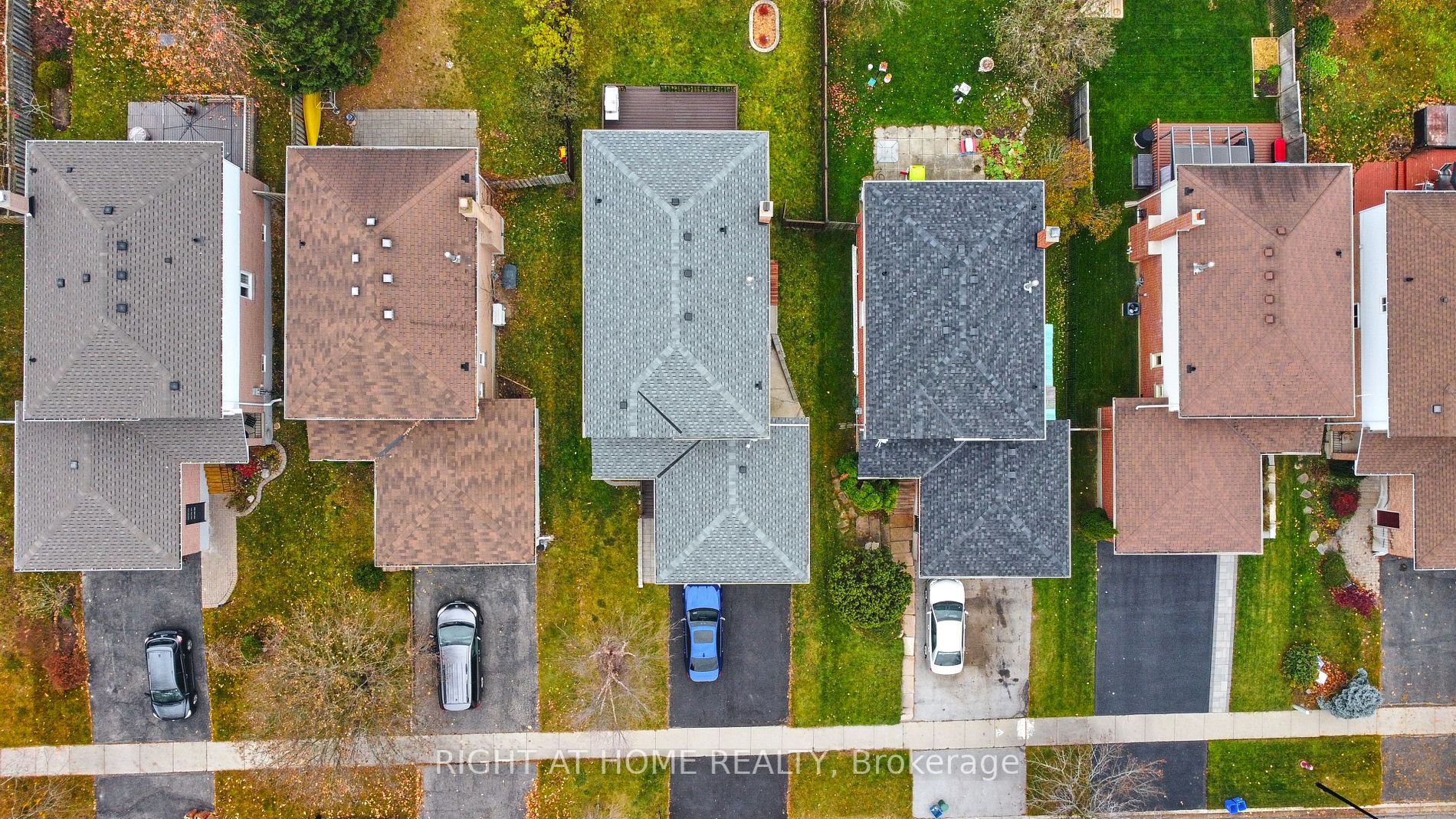 229 Billings Cres