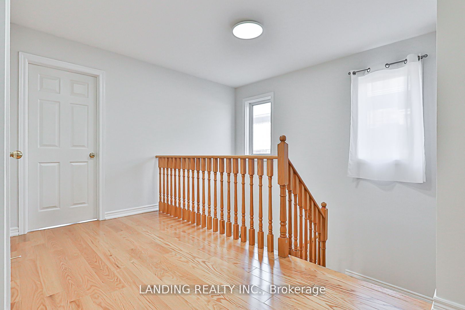 36 Richard Daley Dr