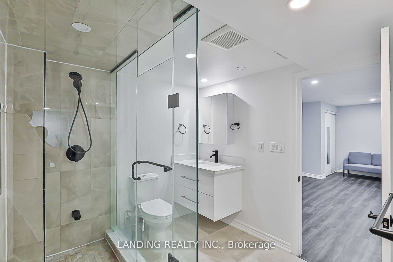 36 Richard Daley Dr