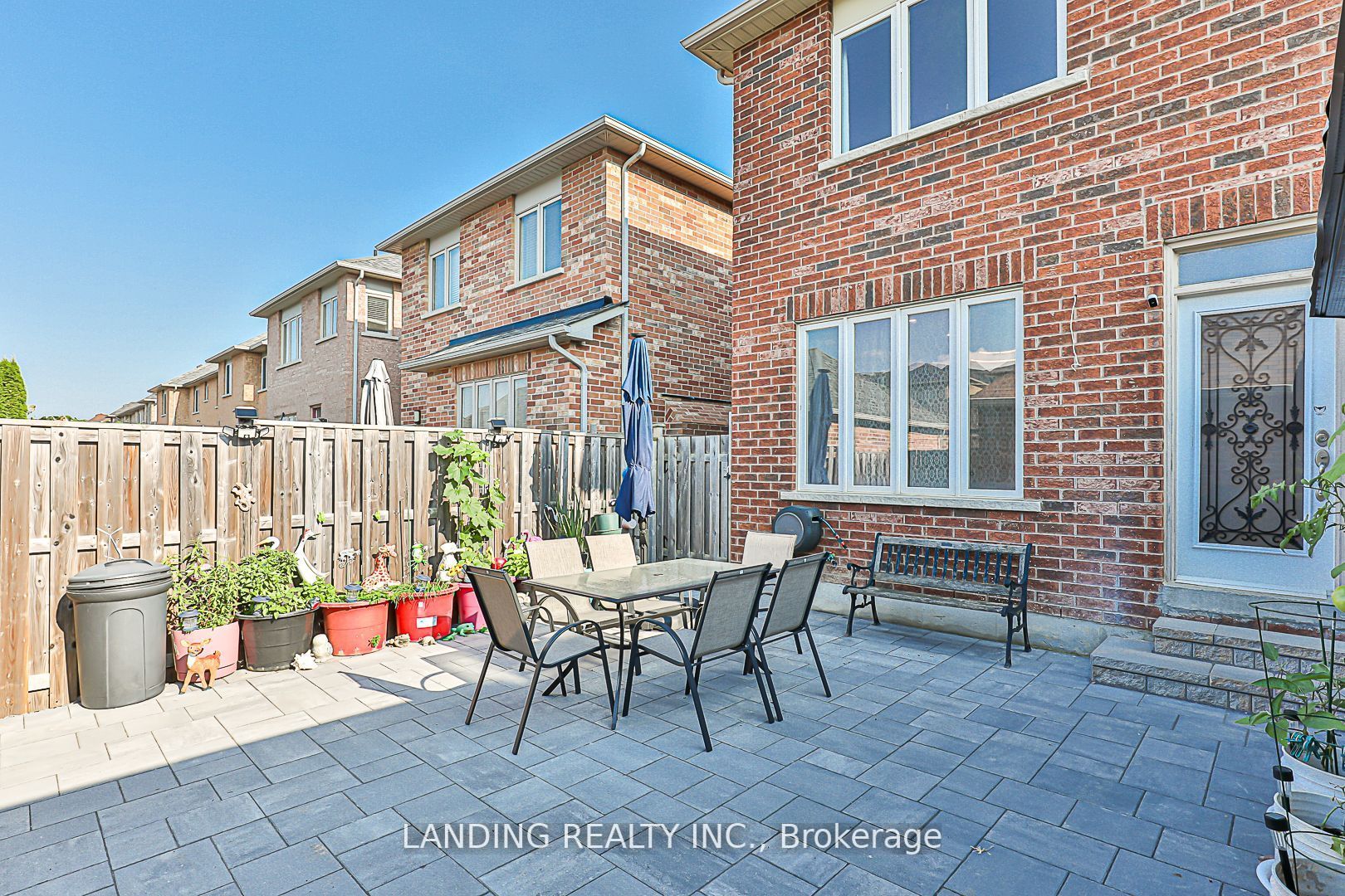 36 Richard Daley Dr