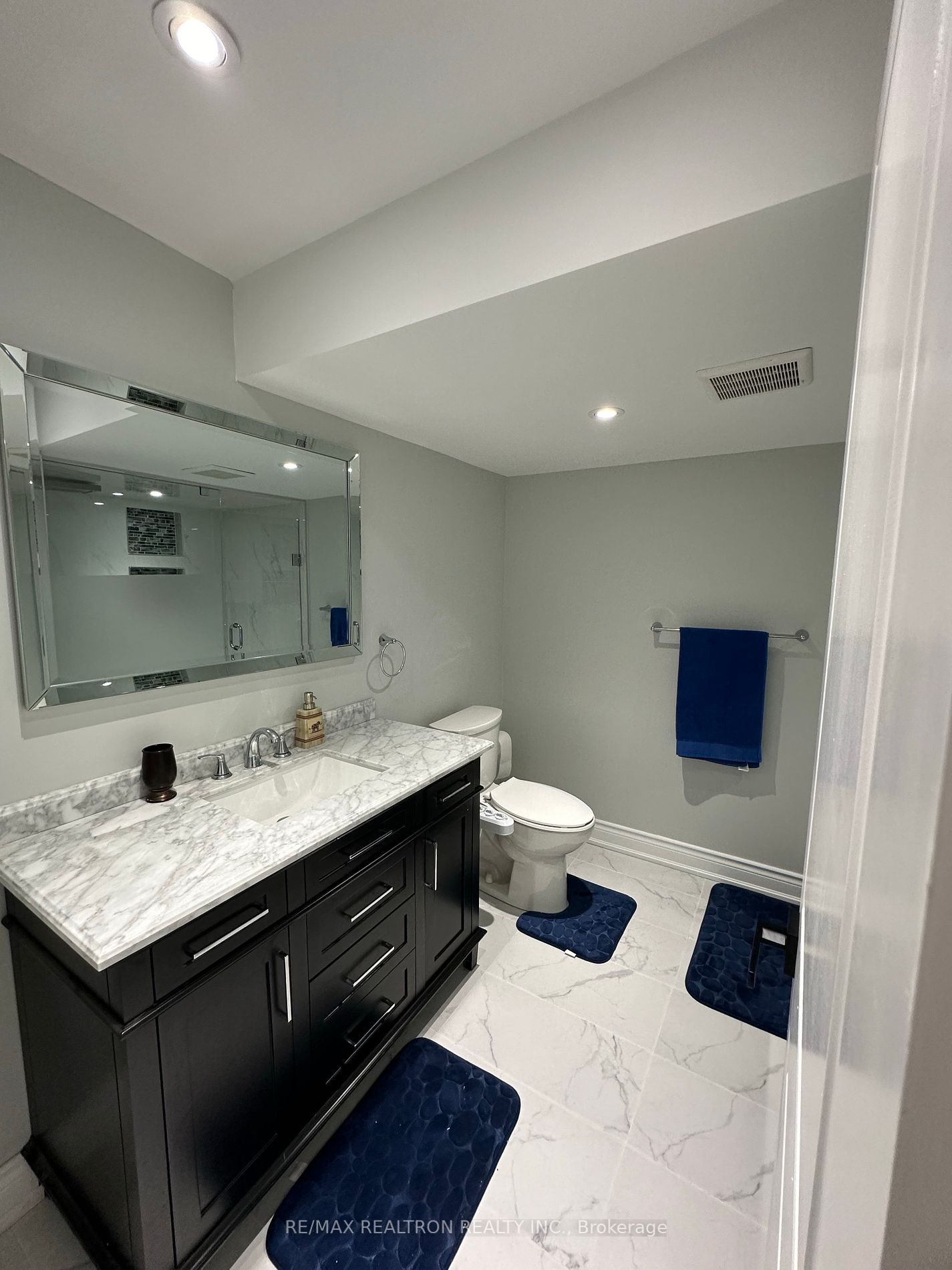 38 Brookview Drive N