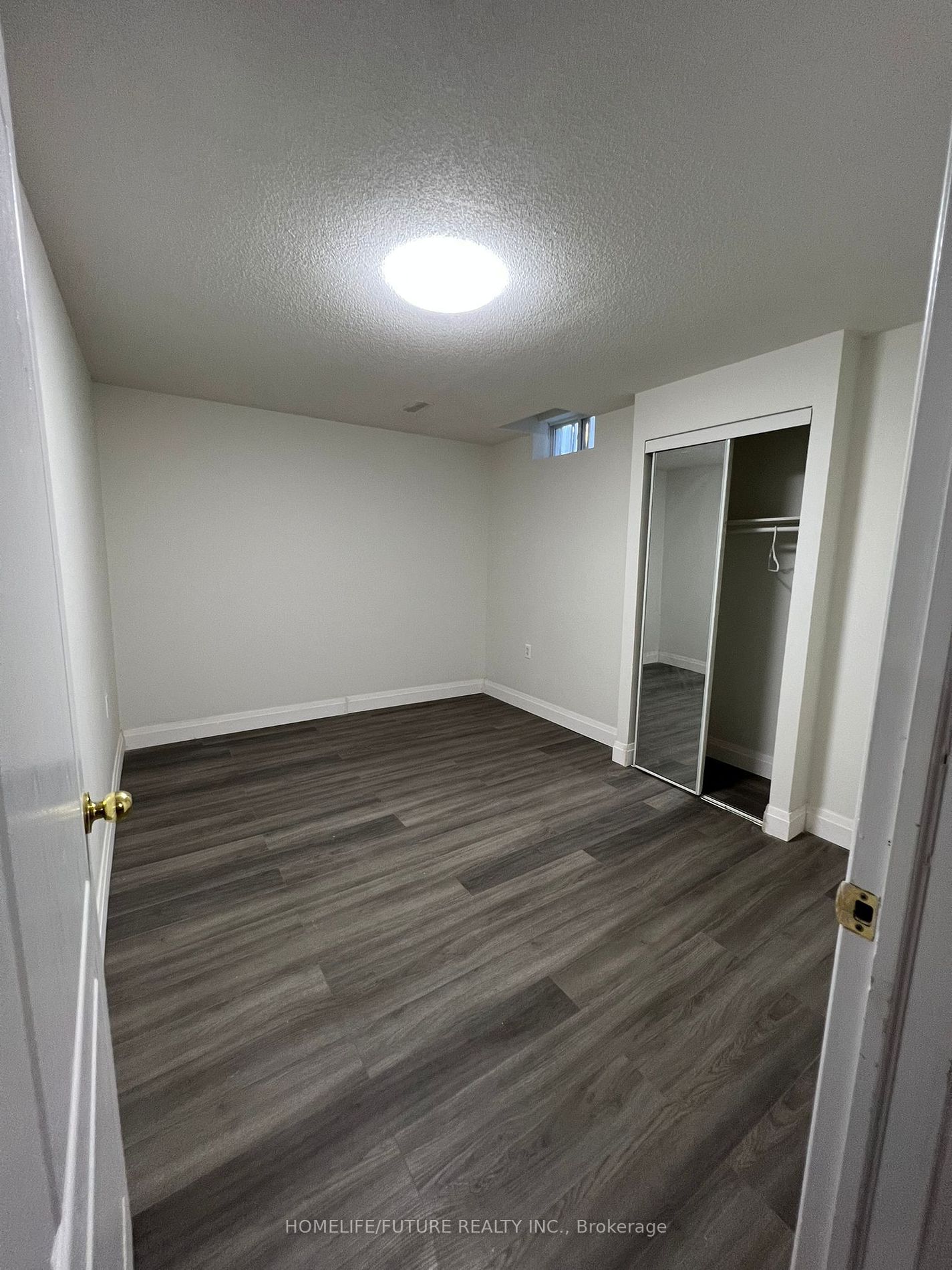 650 Highglen Ave, #Bsmt