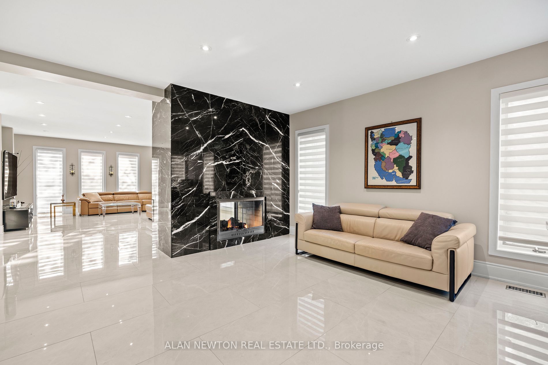 17 Moodie Drive