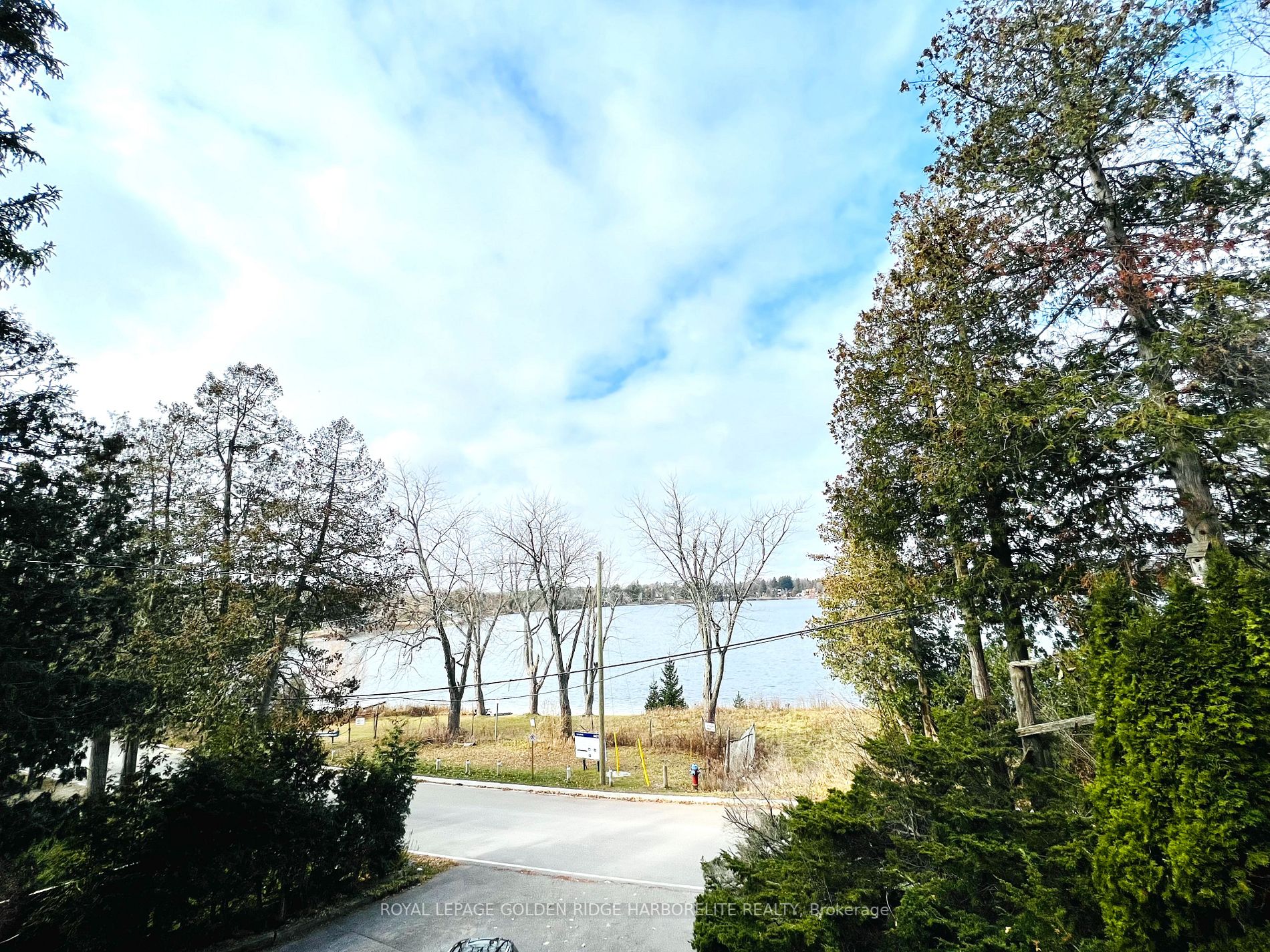 5919 Lakeshore Road