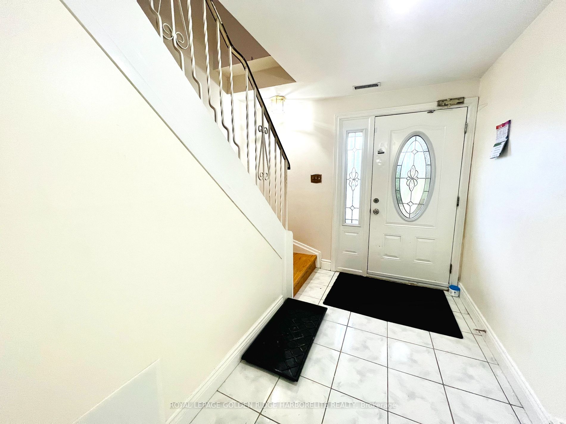 5919 Lakeshore Road