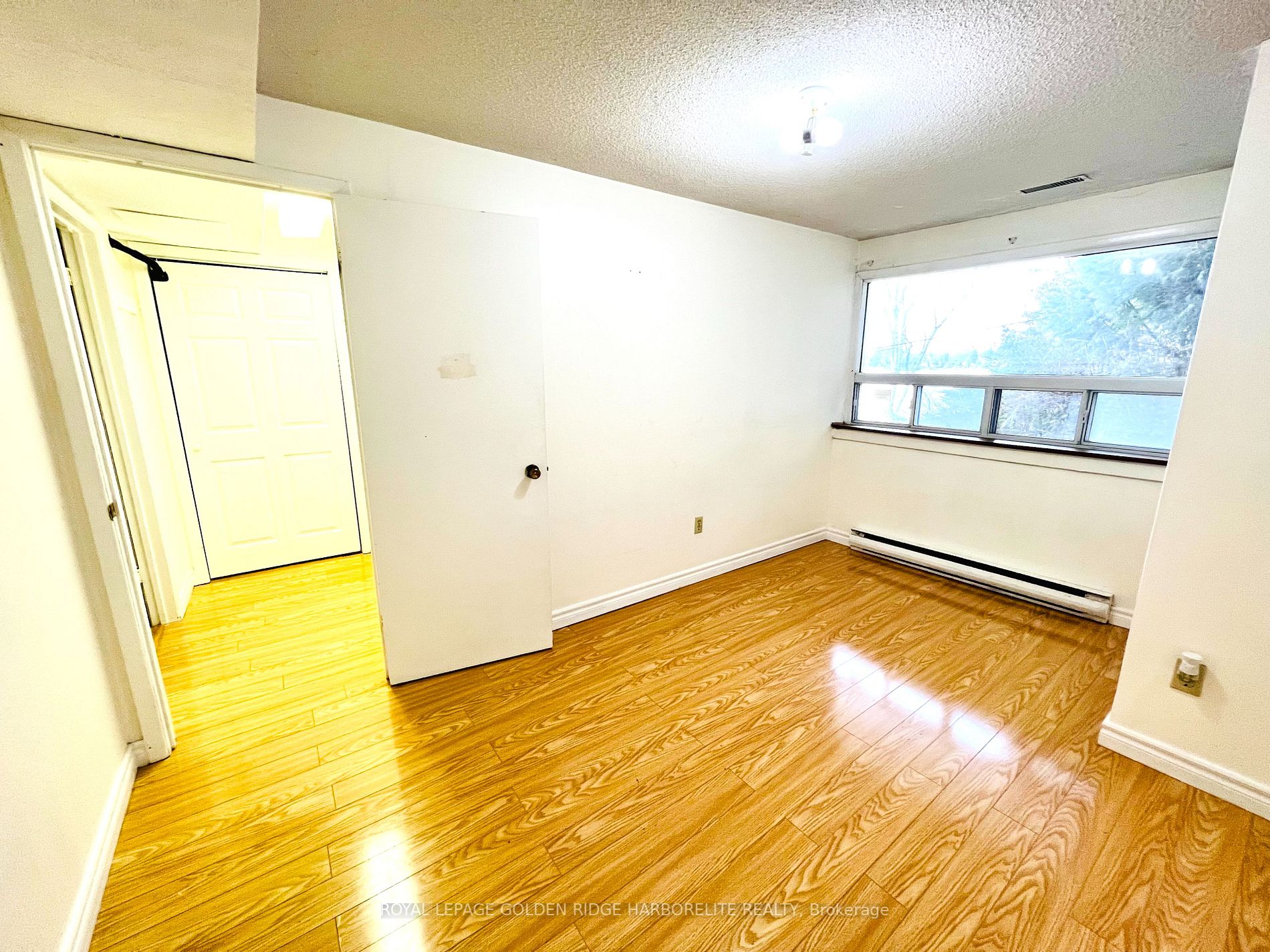 5919 Lakeshore Road
