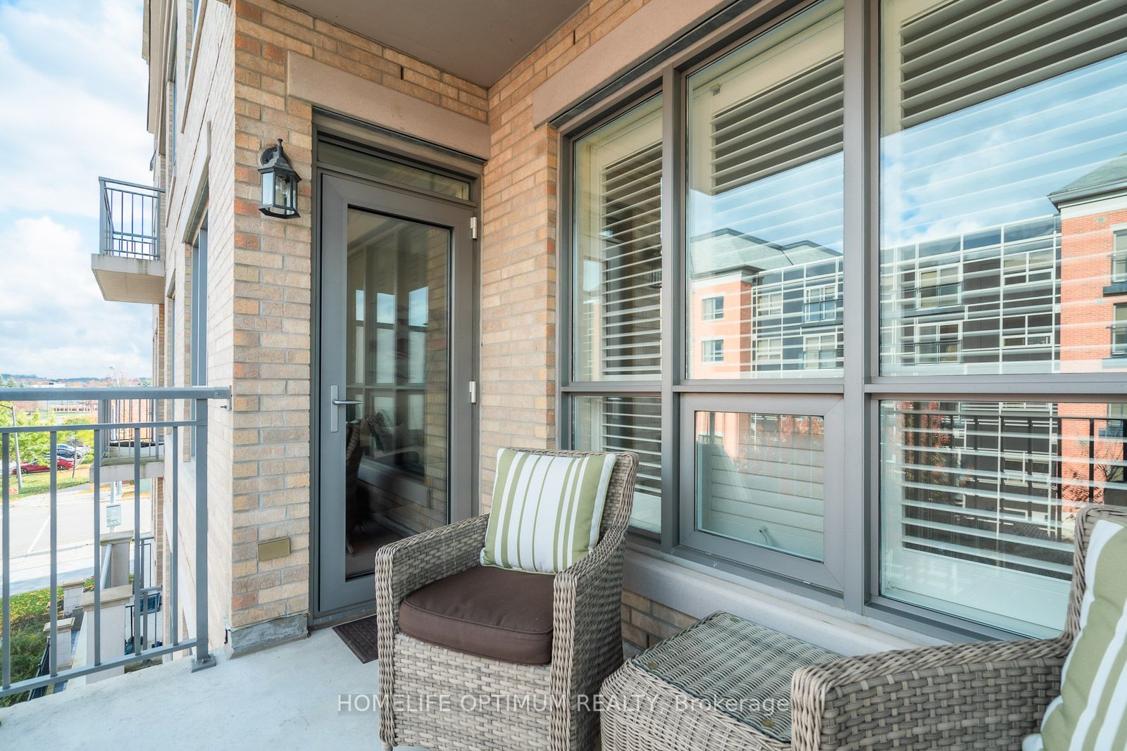180 John West Way, #324