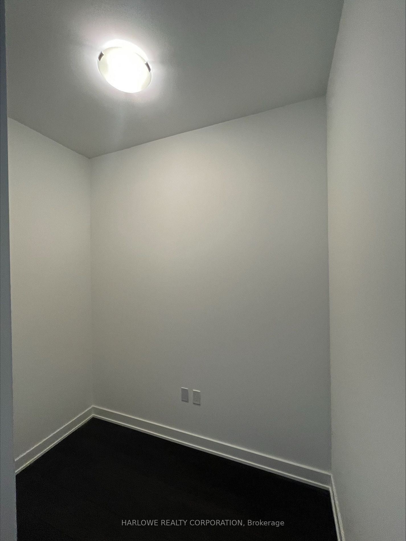 105 Oneida Cres, #1701