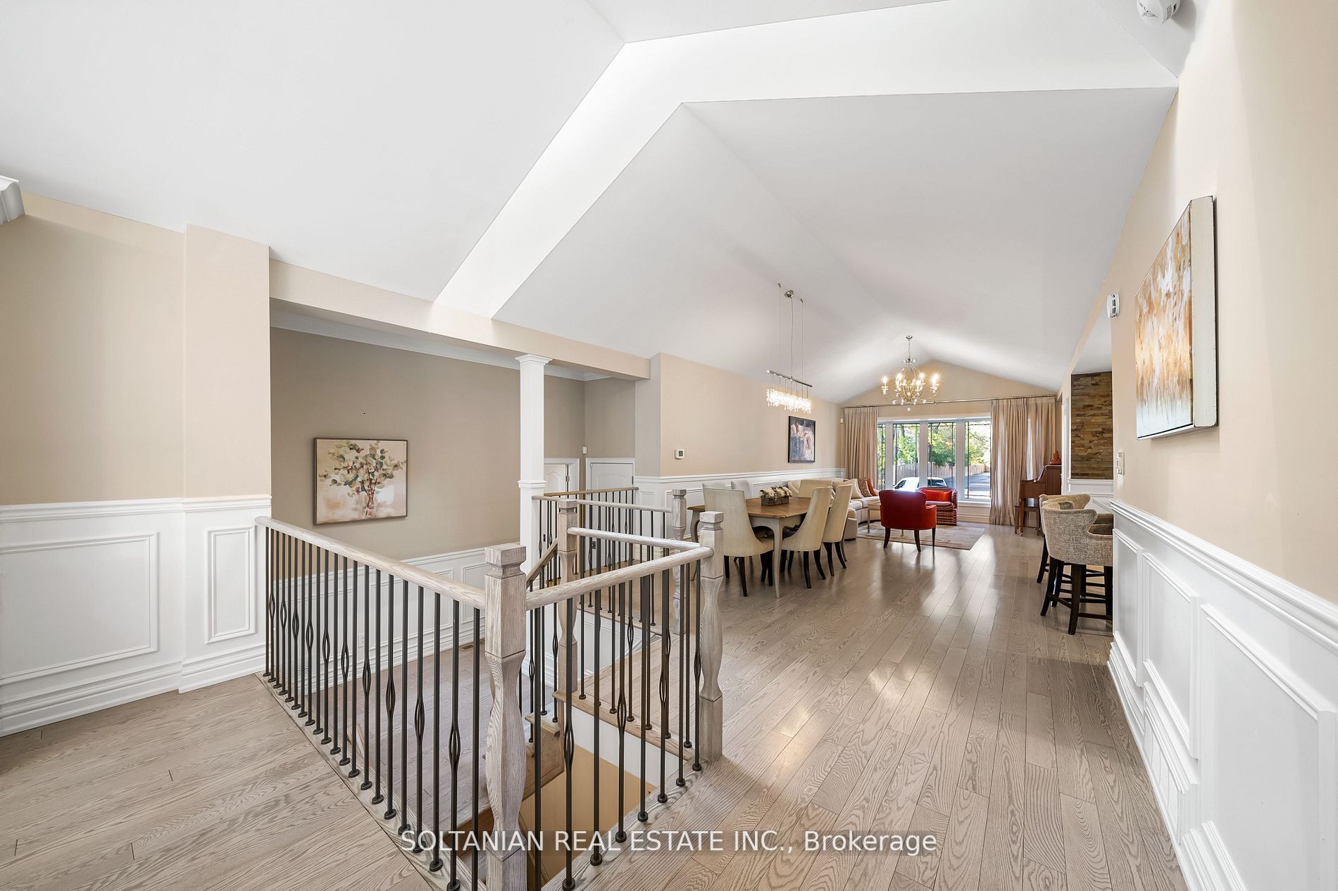 143 Henderson Ave