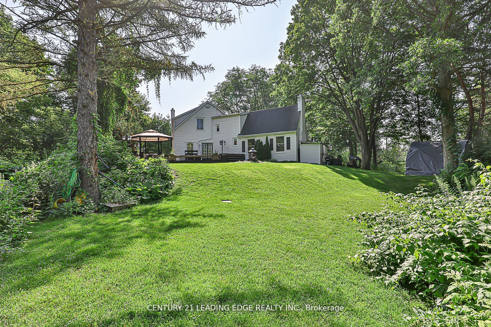10 YORKTON Boulevard
