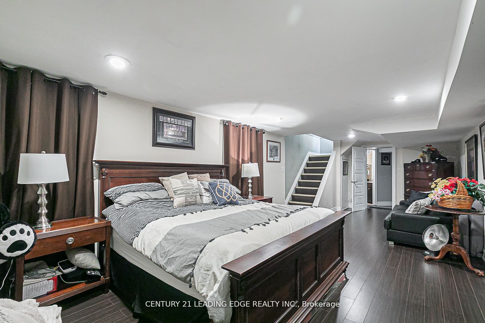 10 YORKTON Boulevard