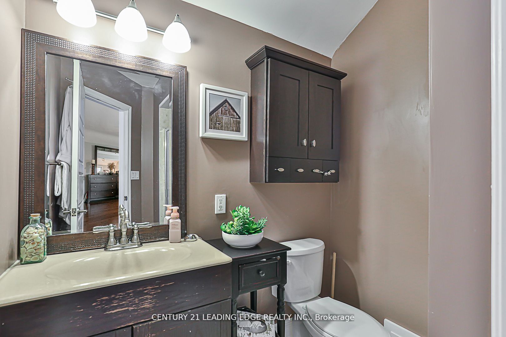 10 YORKTON Boulevard