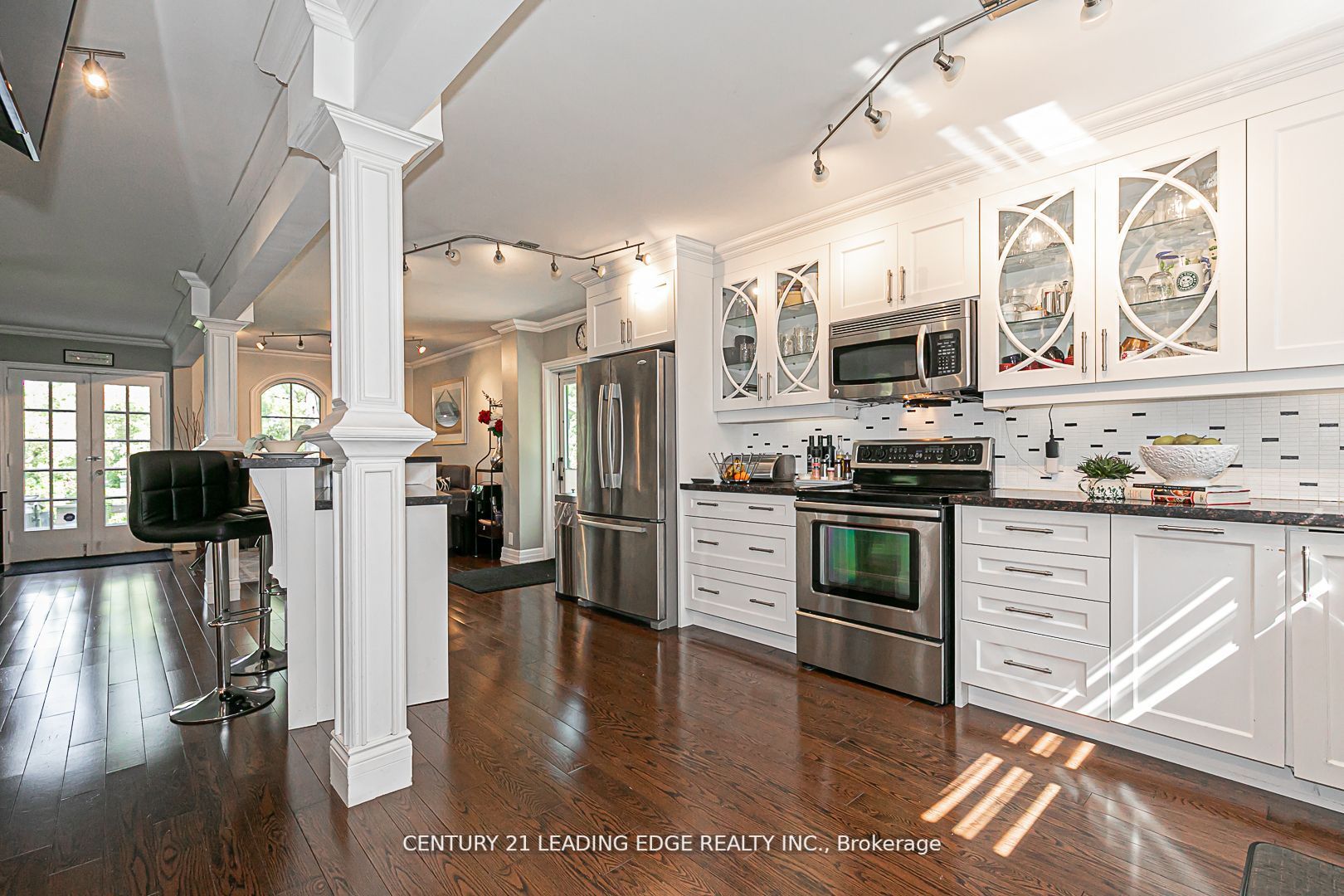 10 YORKTON Boulevard