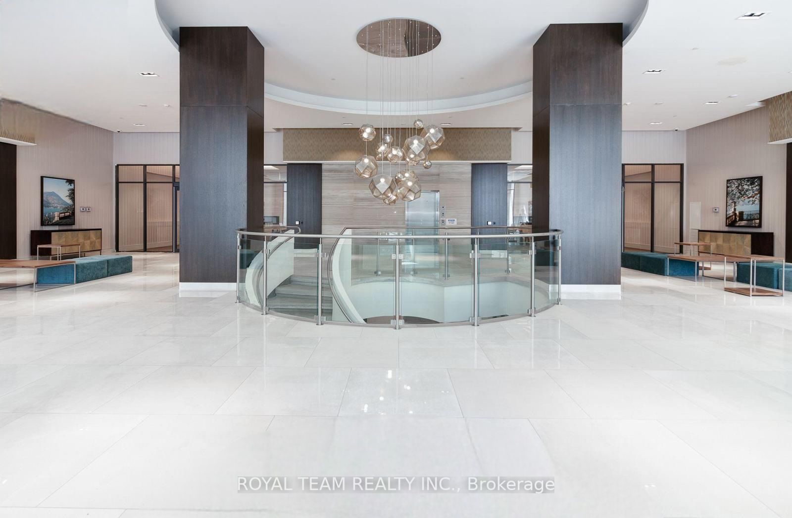 9000 Jane Street W #1618