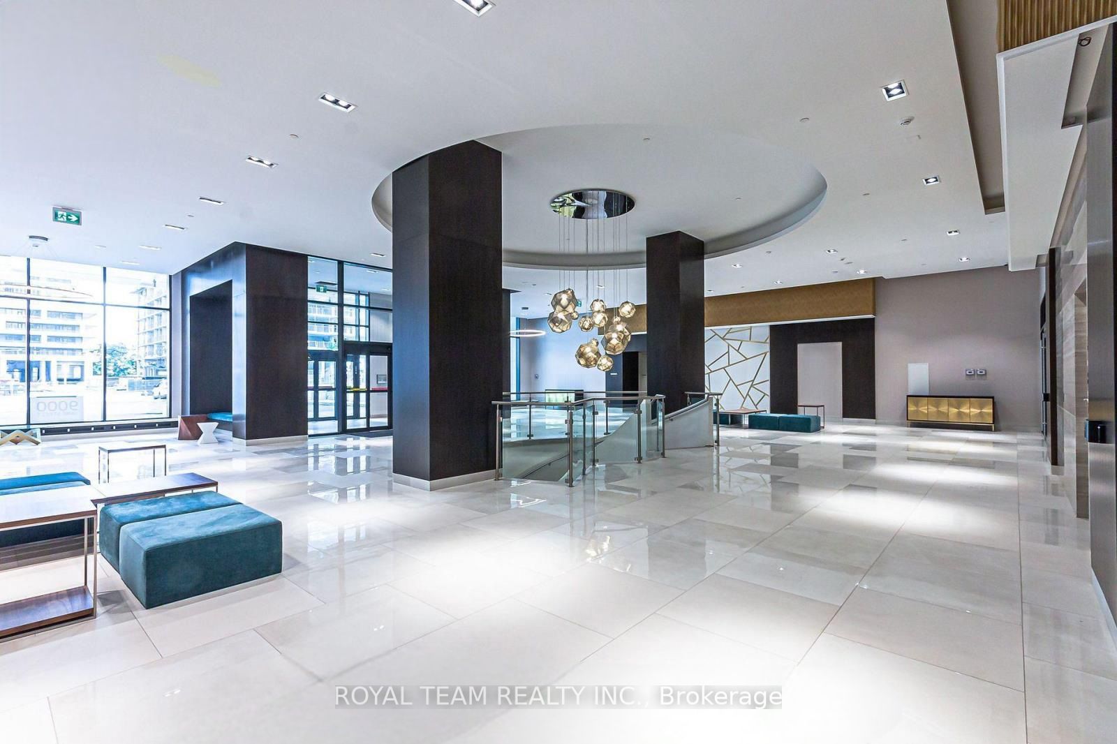 9000 Jane Street W #1618