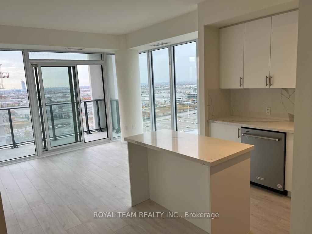 9000 Jane Street W #1618