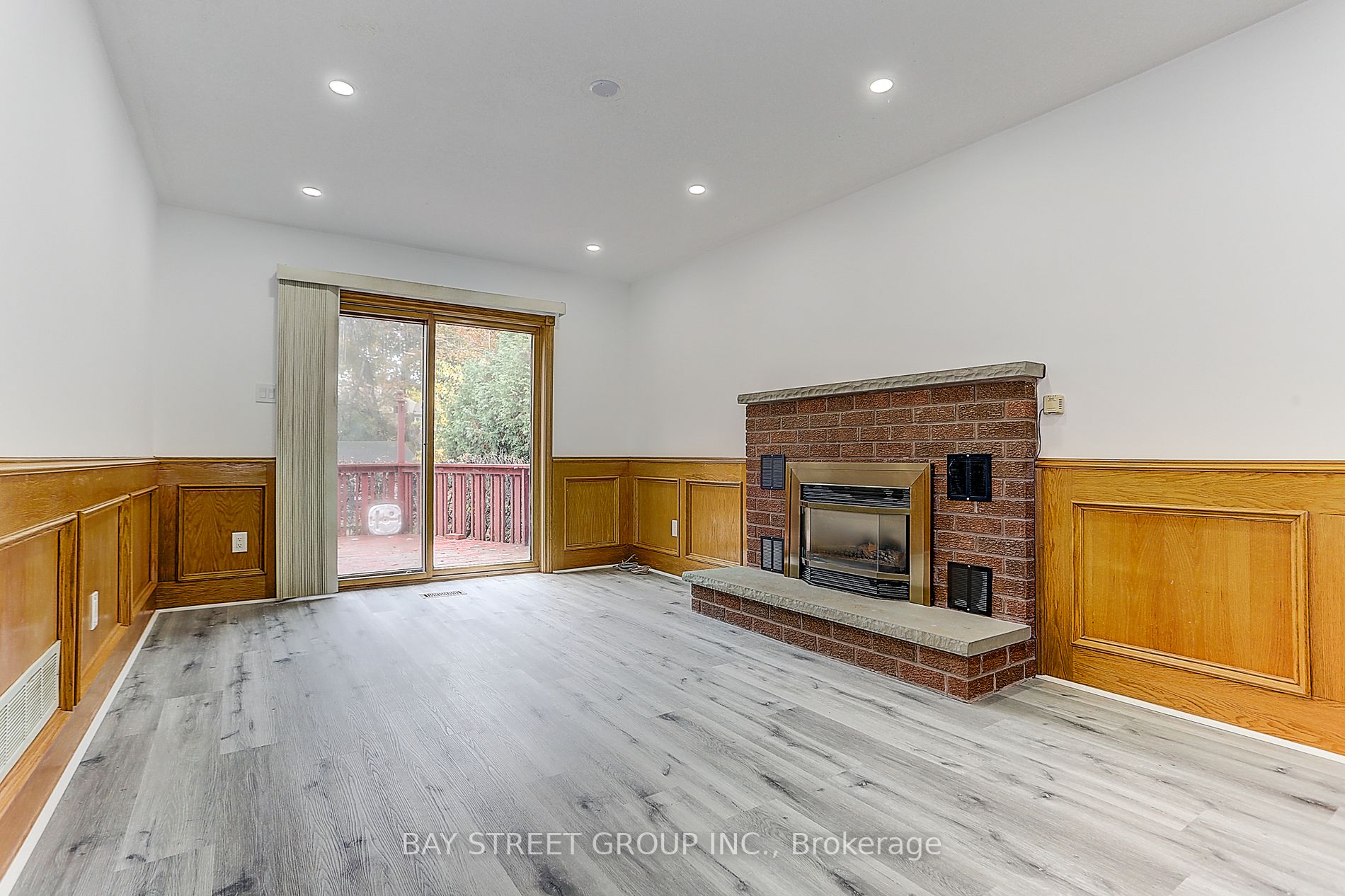 275 Elgin Mills Road W