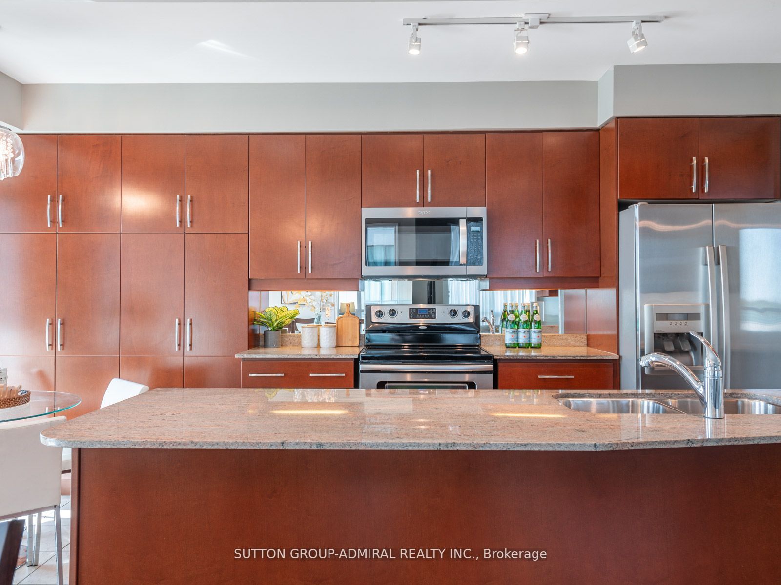 100 Promenade Circ, #801