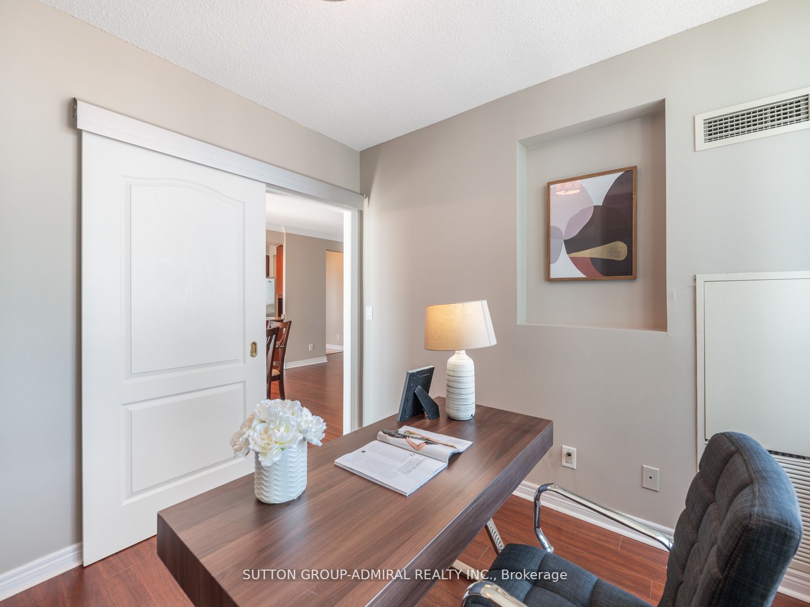 100 Promenade Circ, #801