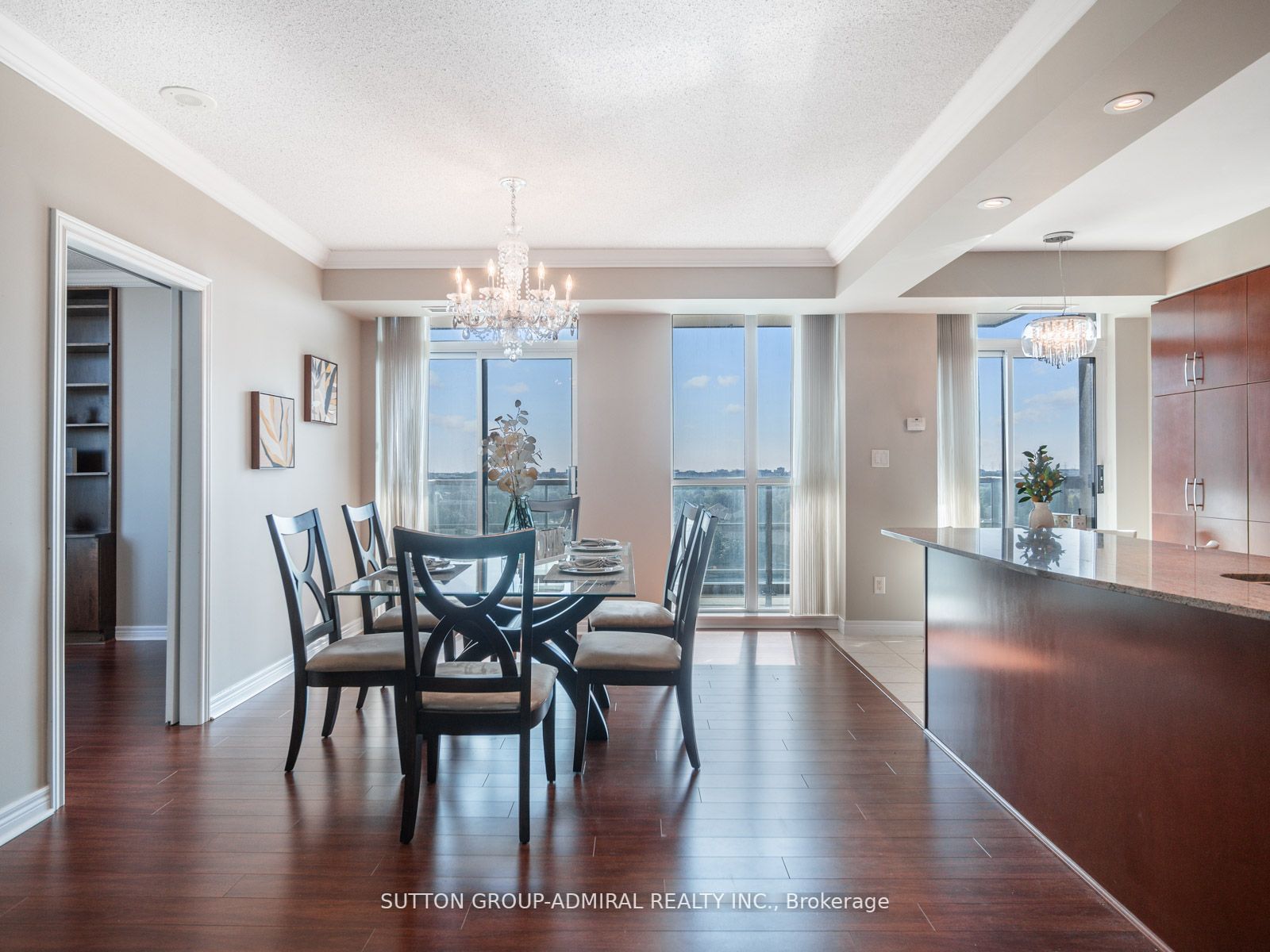 100 Promenade Circ, #801