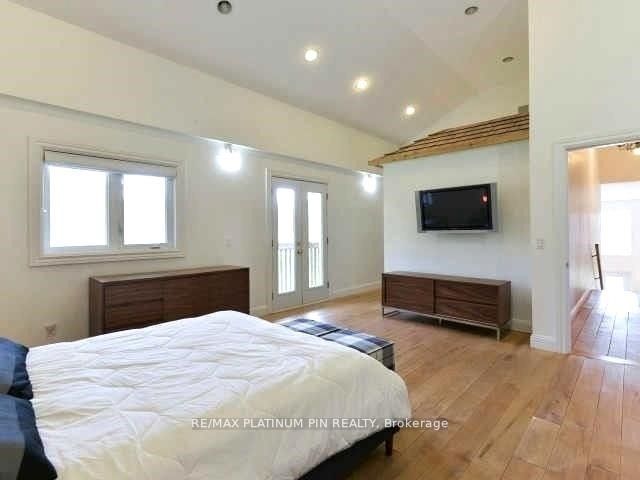 175 Willis Rd