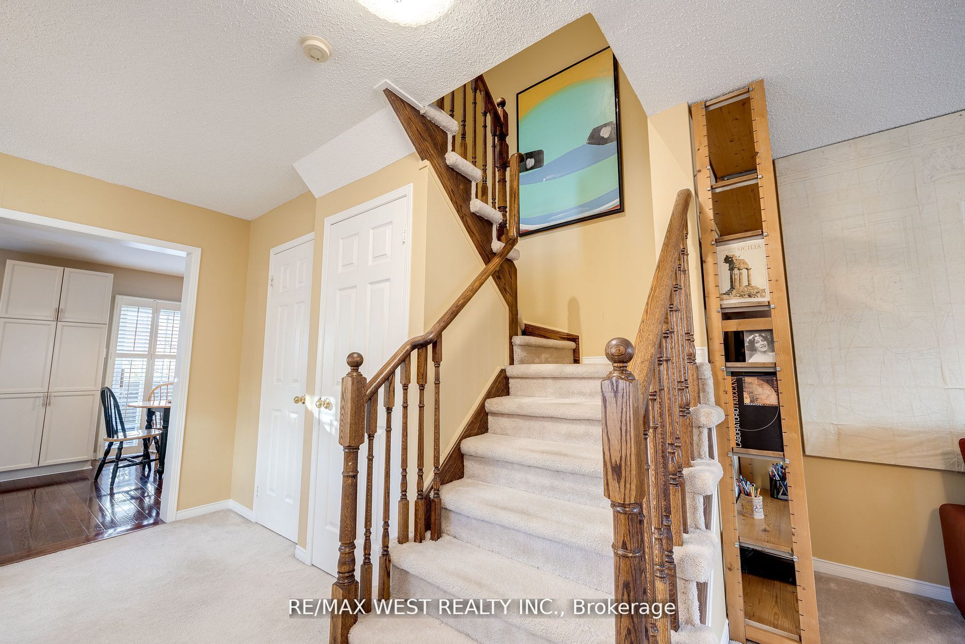 15 Mosaics Avenue, #15