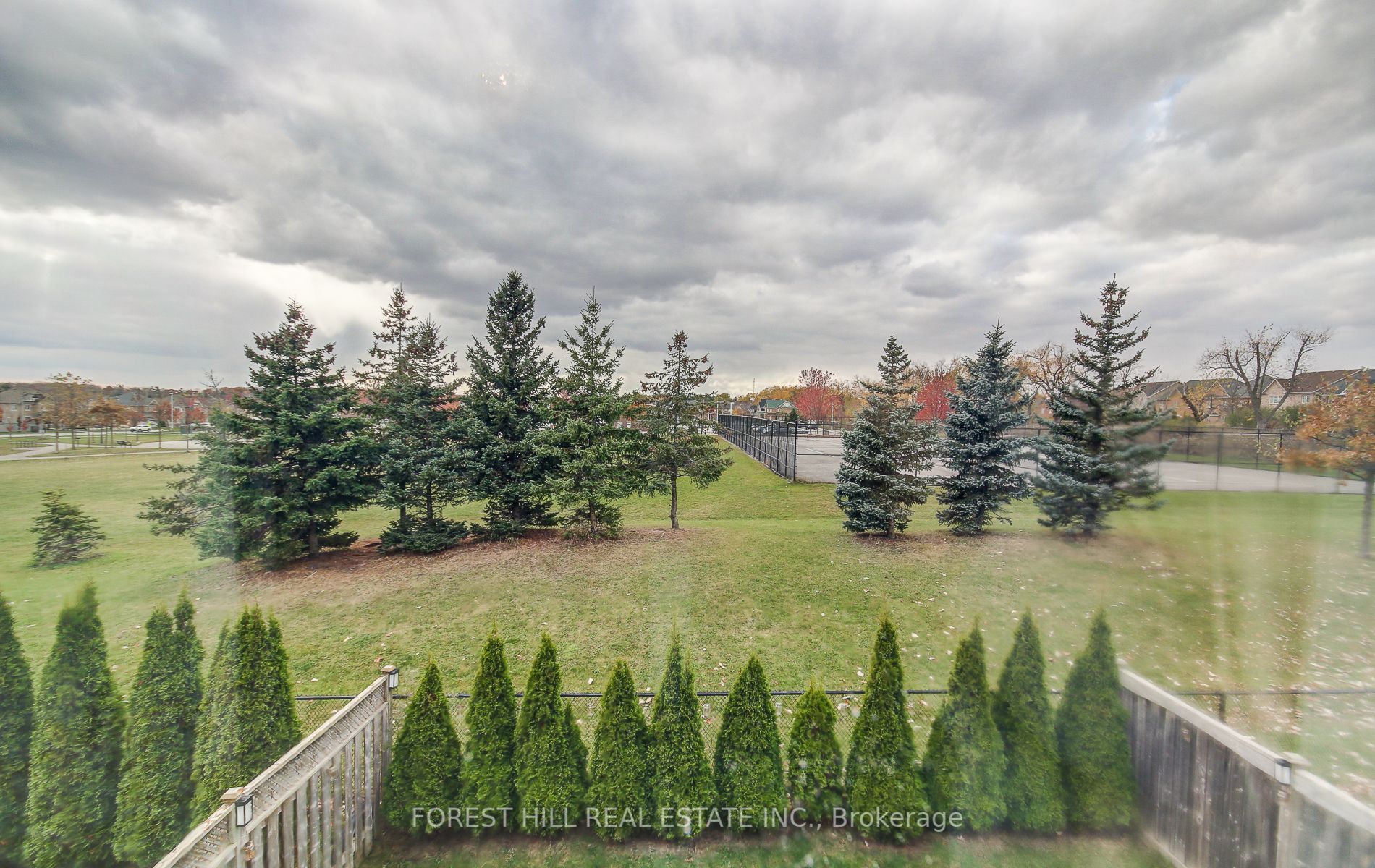 32 Windrow St