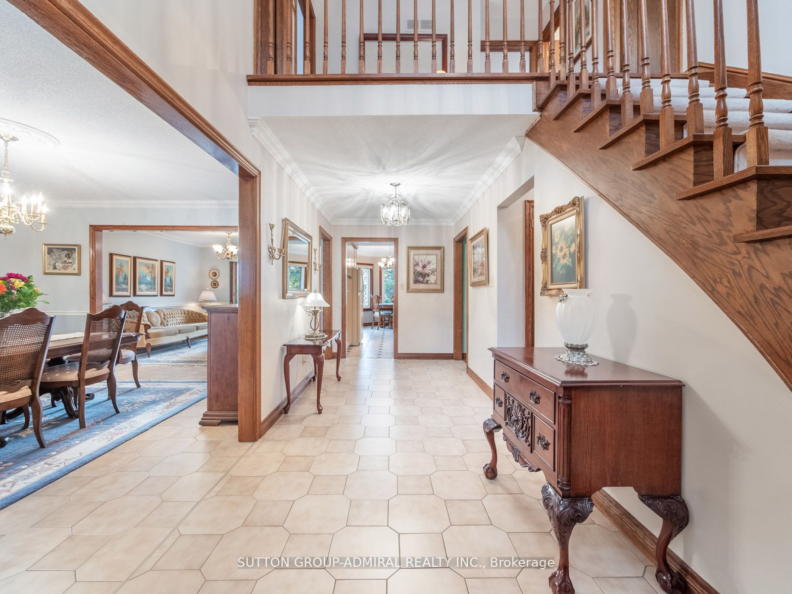 84 Pearson Avenue